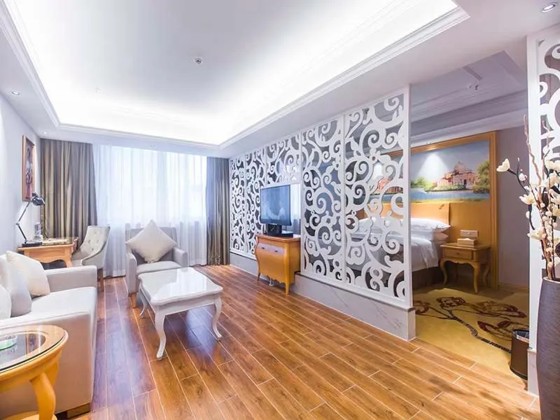 Bed in Vienna International Hotel Haikou West Bus Station