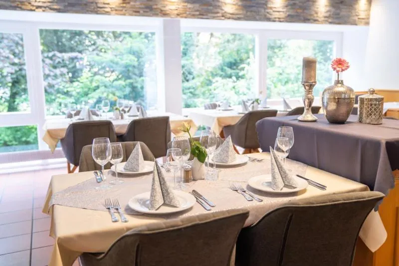 Restaurant/places to eat in ThermenClubHotel "All in"