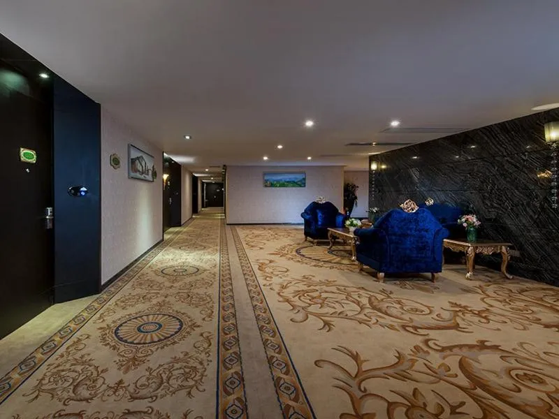 Vienna International Hotel Shantou Chenghai Waisha Bridge