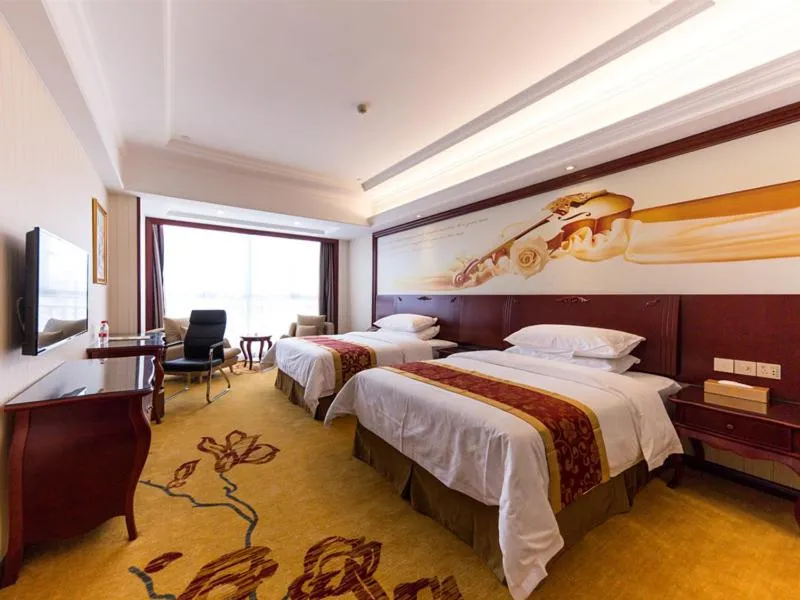 Bed in Vienna Hotel Songjiang Wanda Guangfulin Road