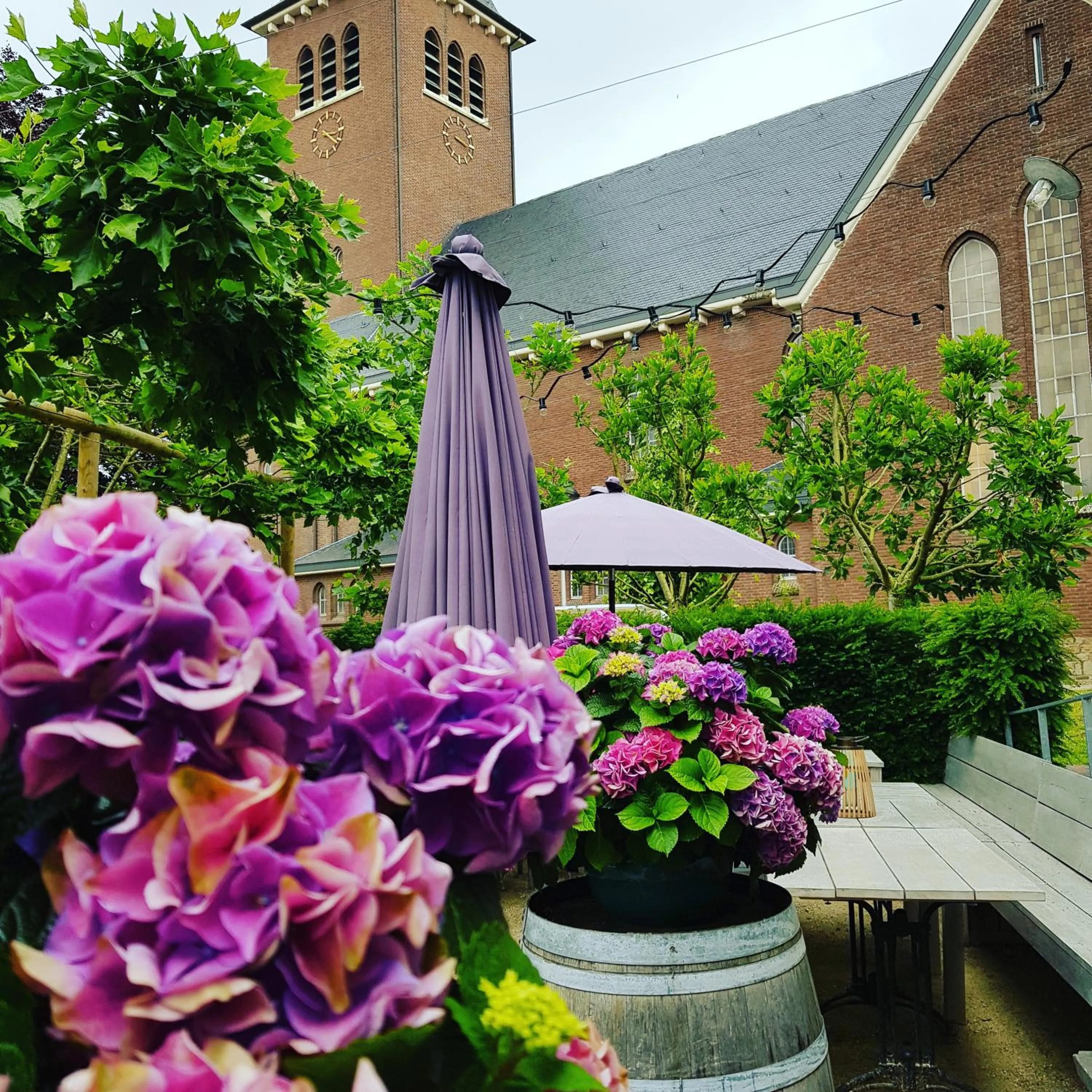 Patio in Hotel Au Nom De Dieu