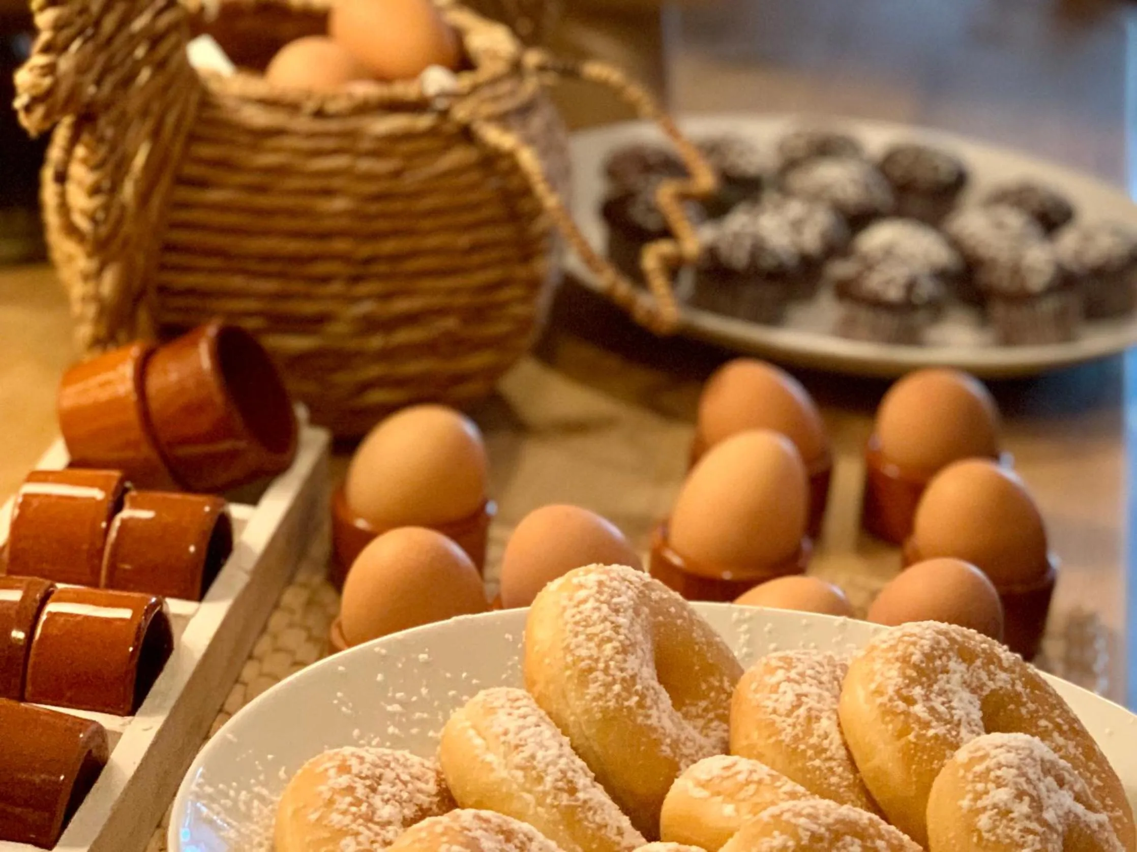 Breakfast in Hotel Au Nom De Dieu