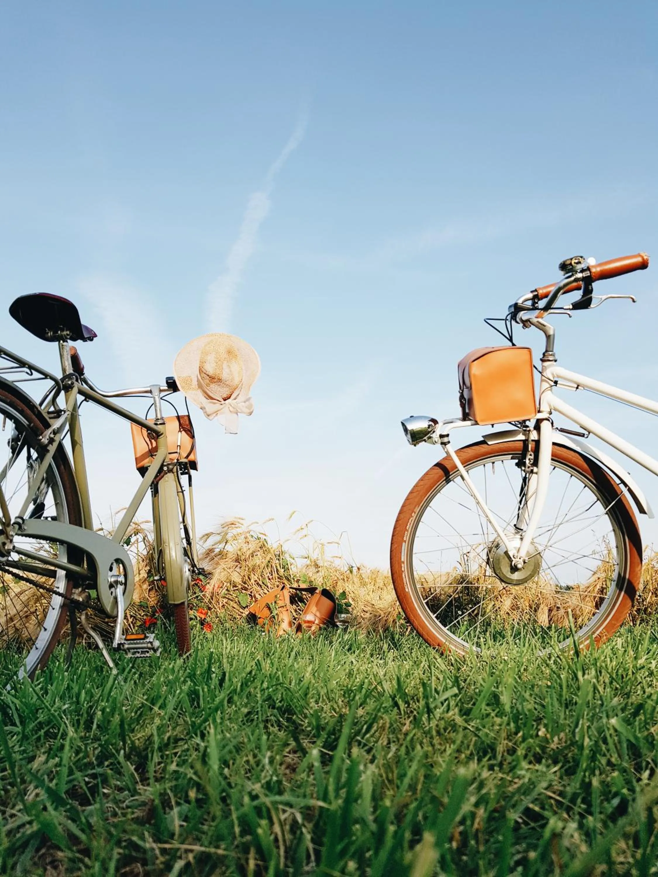 Cycling in Hotel Au Nom De Dieu