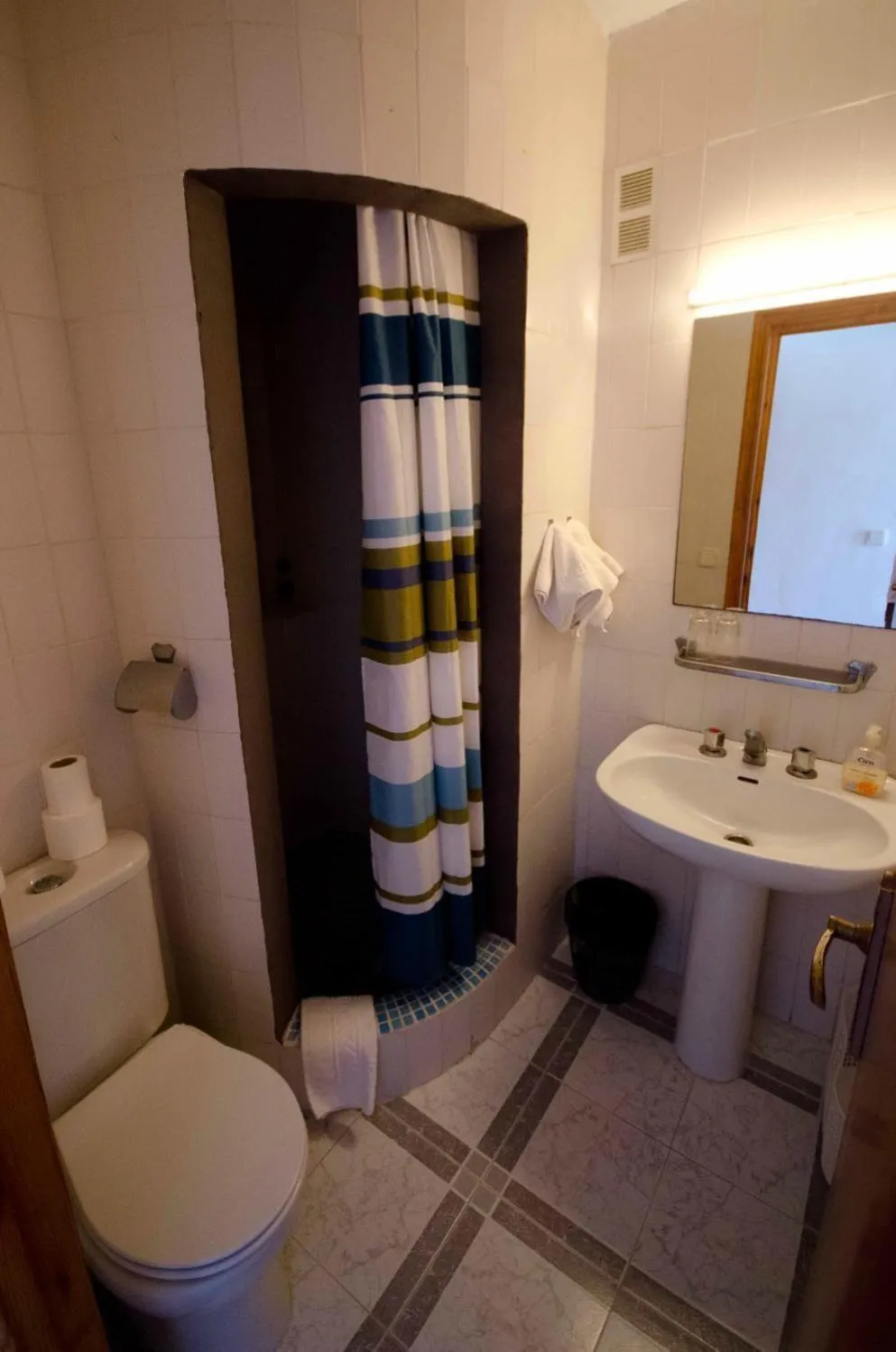 Bathroom in Hotel Club Can Jordi