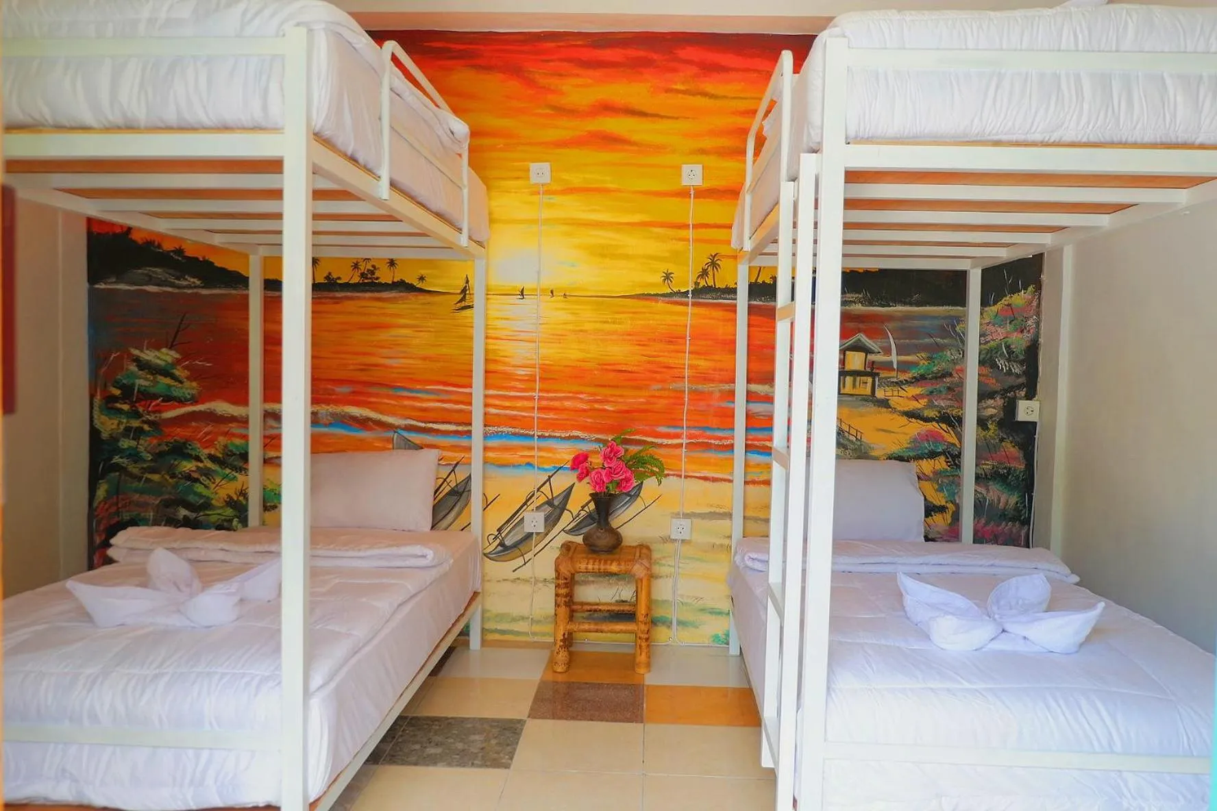 bunk bed, Bed in Tropical Garden Inn