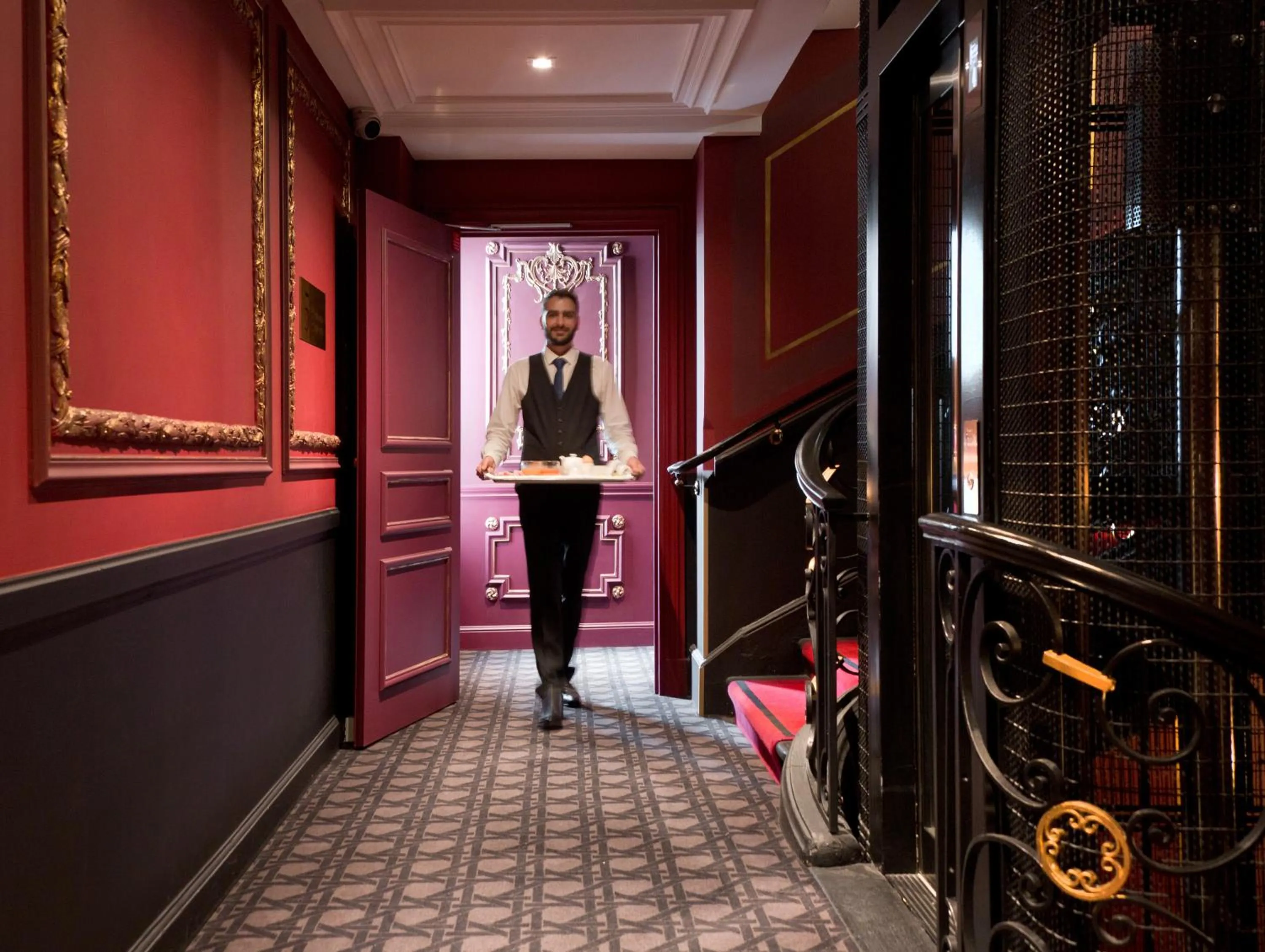 room service in Hotel Bowmann