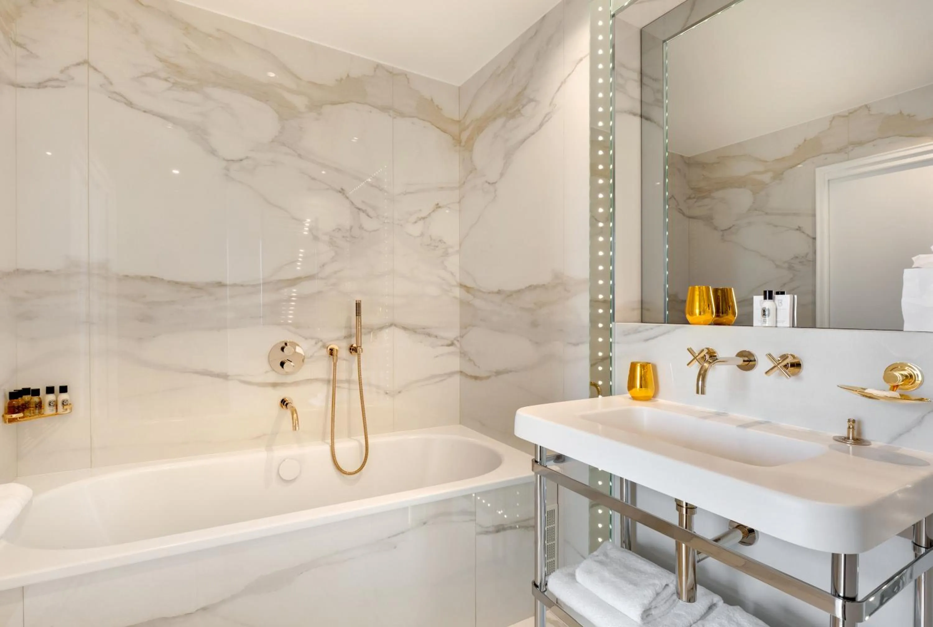 Bathroom in Hotel Bowmann