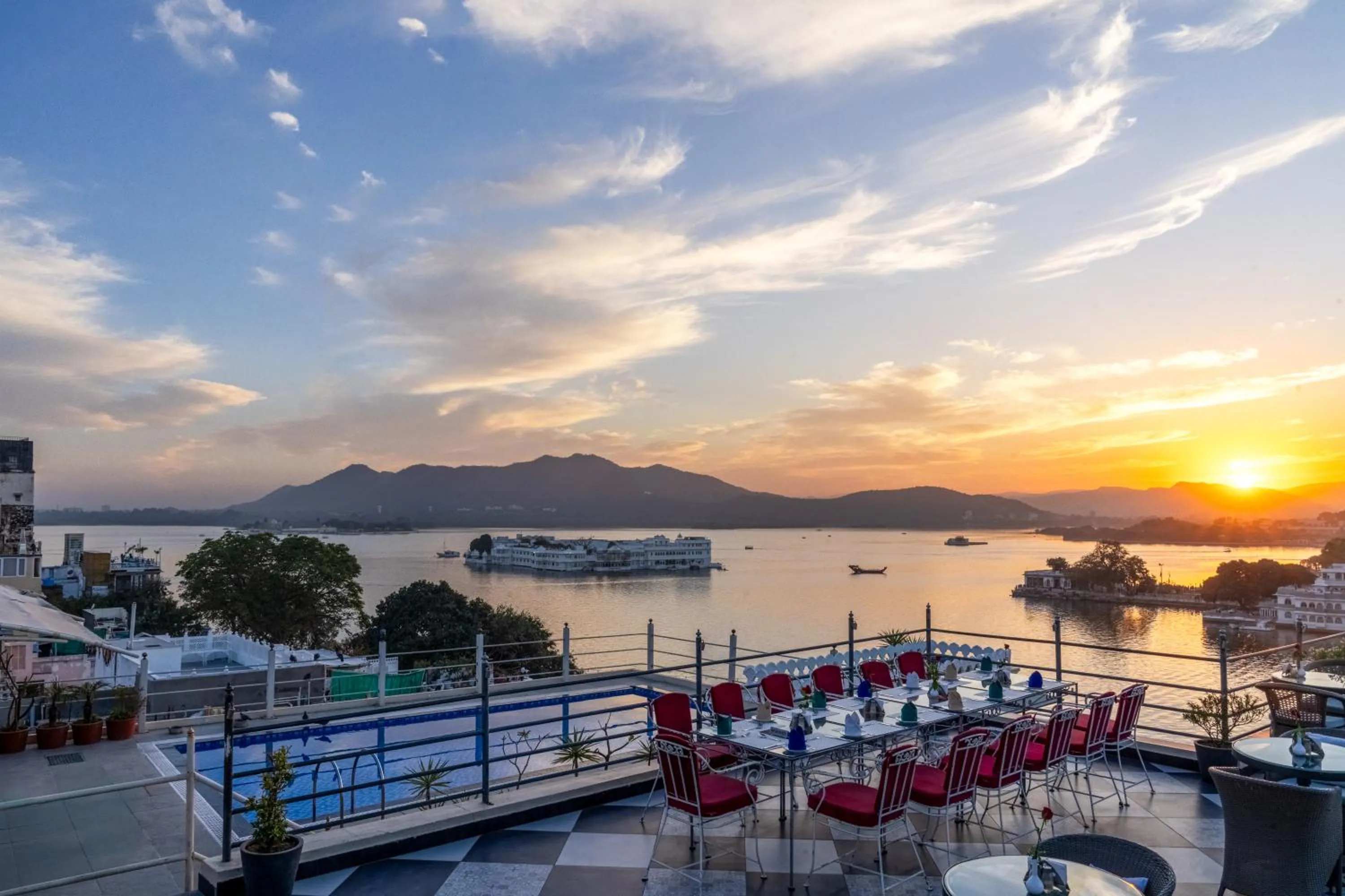 Lake view in Udaigarh - Udaipur