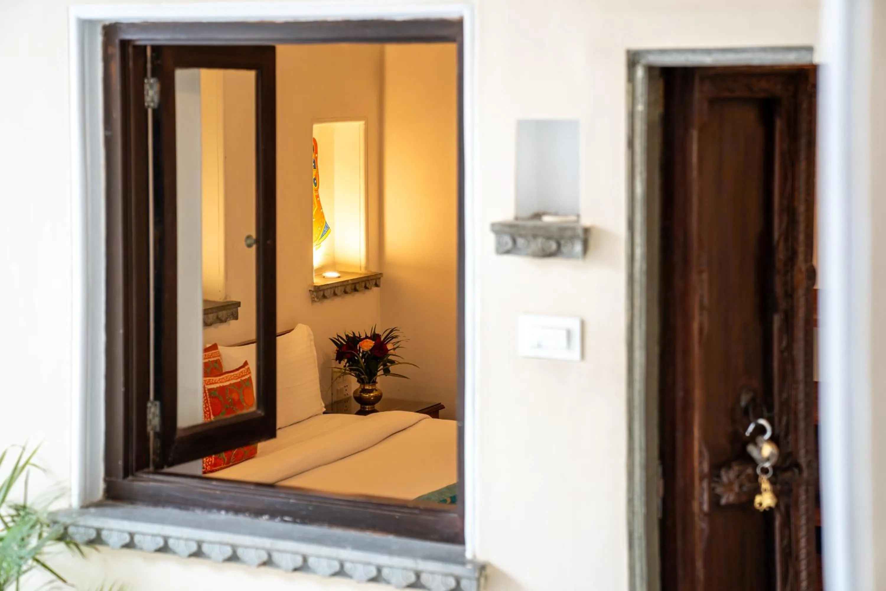 Bedroom, Bed in Udaigarh - Udaipur