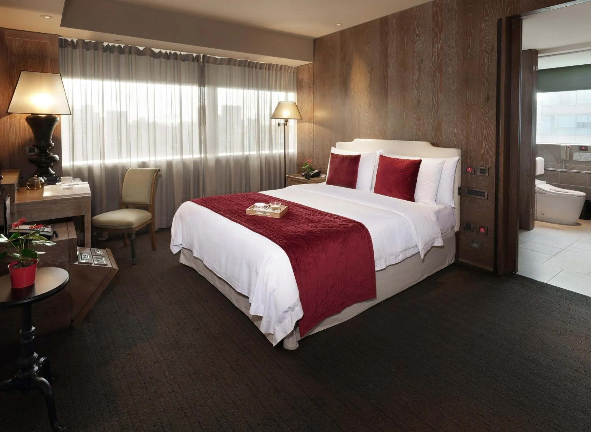 Bed in Palais de Chine Hotel