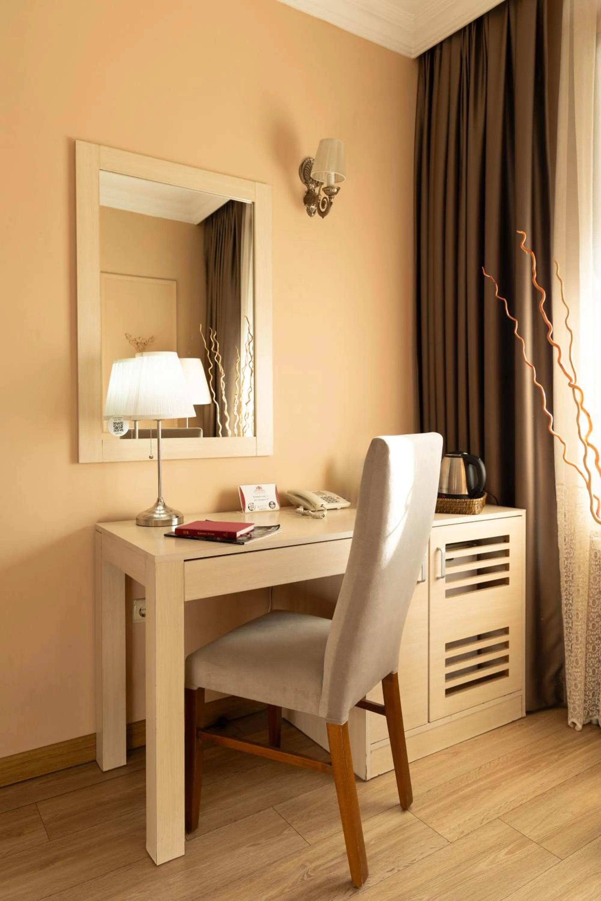 Photo of the whole room in Classes Hotel Airport