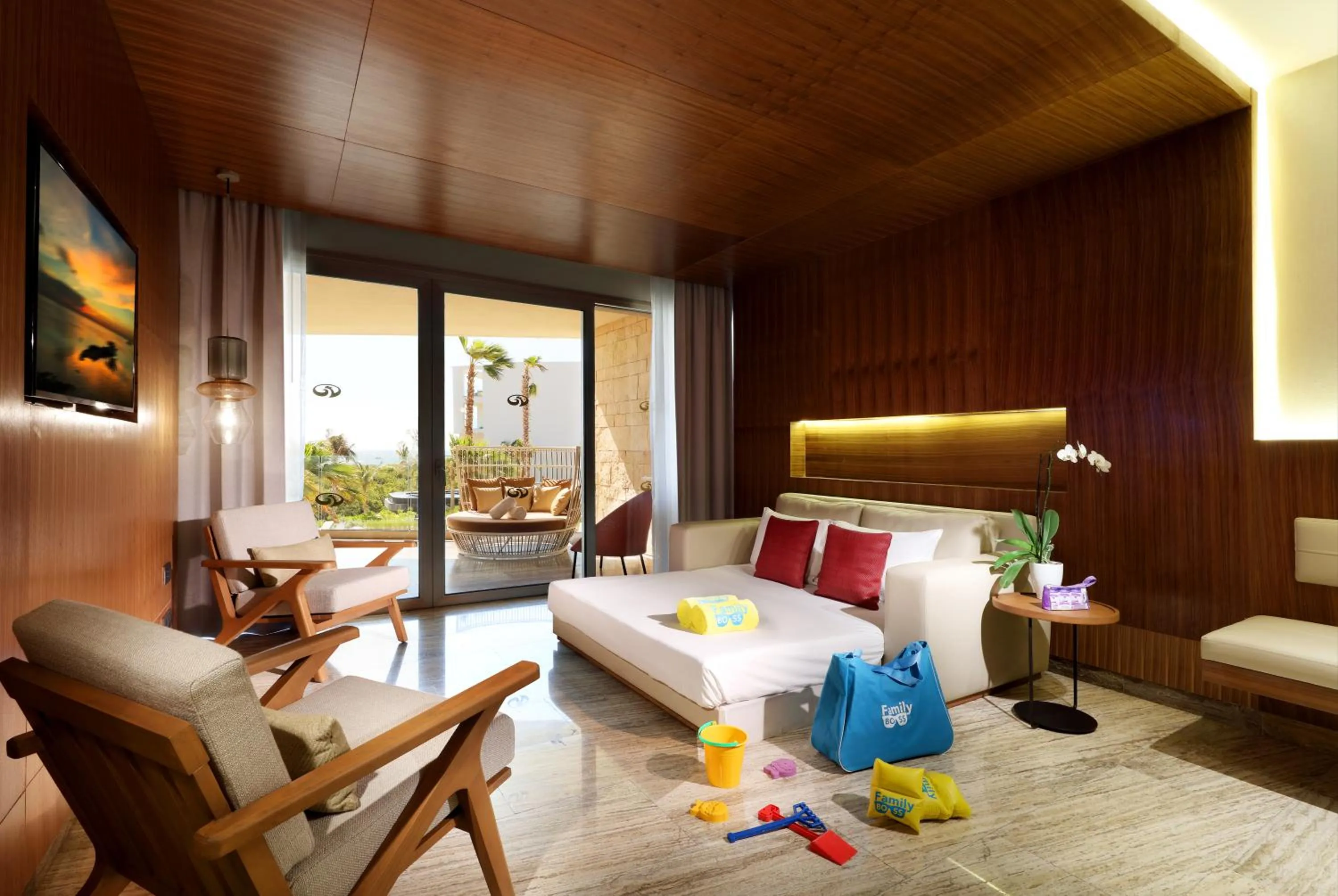 Living room, Bed in Grand Palladium Select Costa Mujeres - All Inclusive