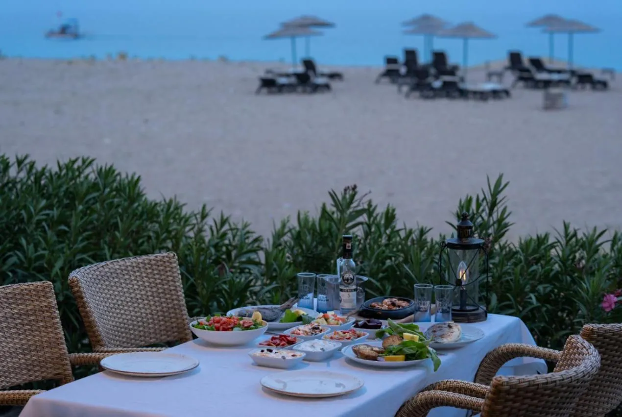 Etenna Beach Bungalows