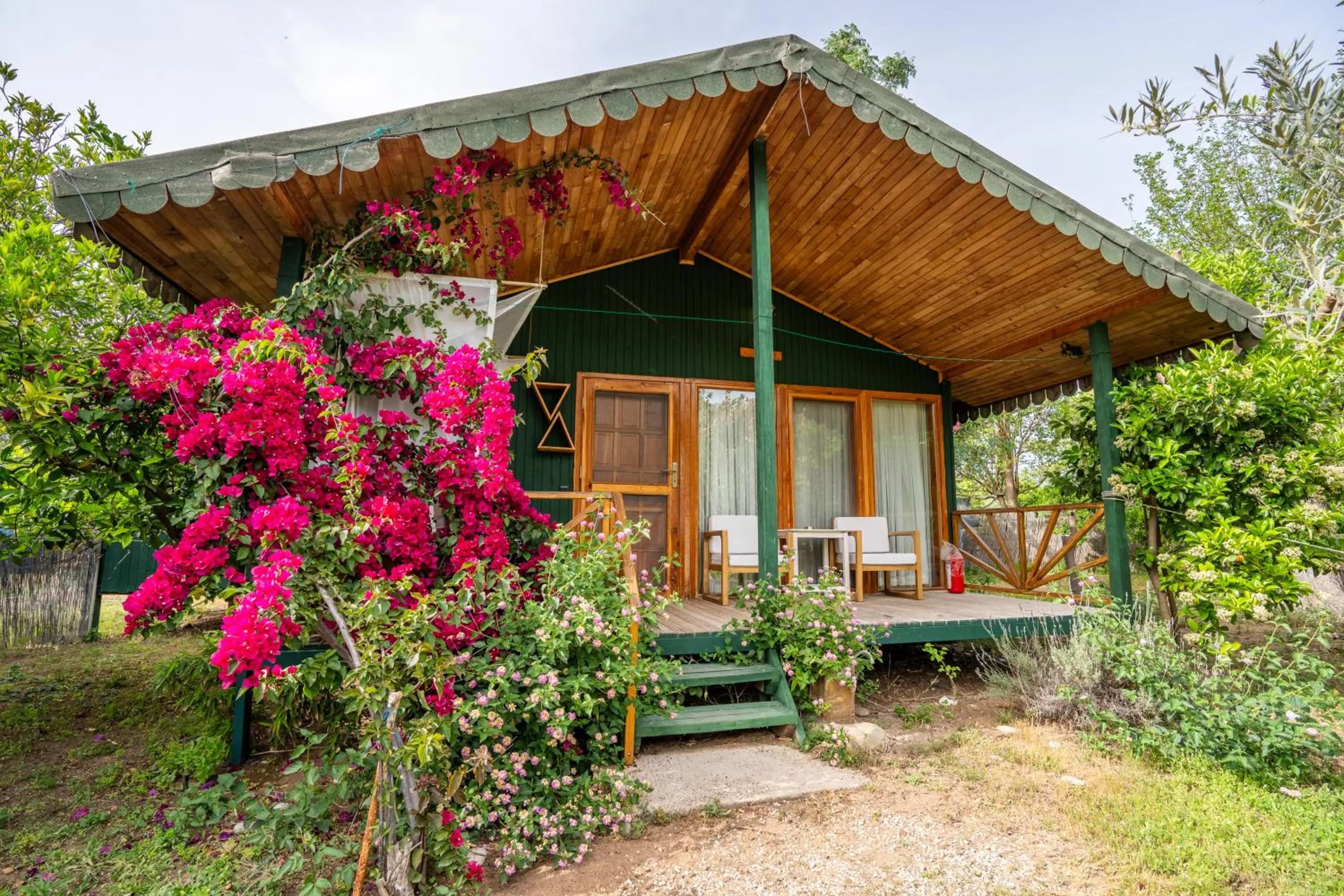 Garden in Etenna Beach Bungalows