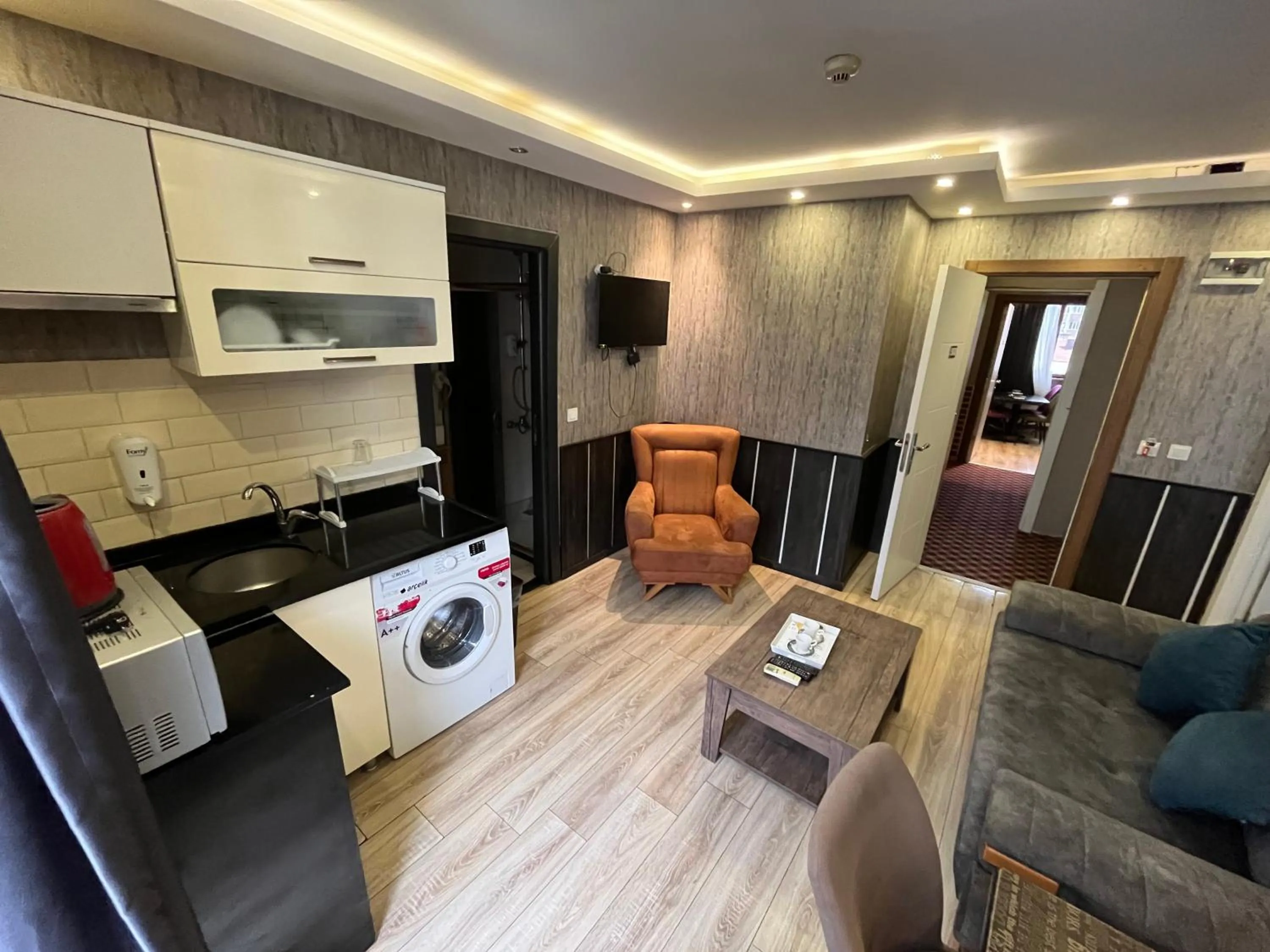 Photo of the whole room in Dolce Vita Suite Hotel