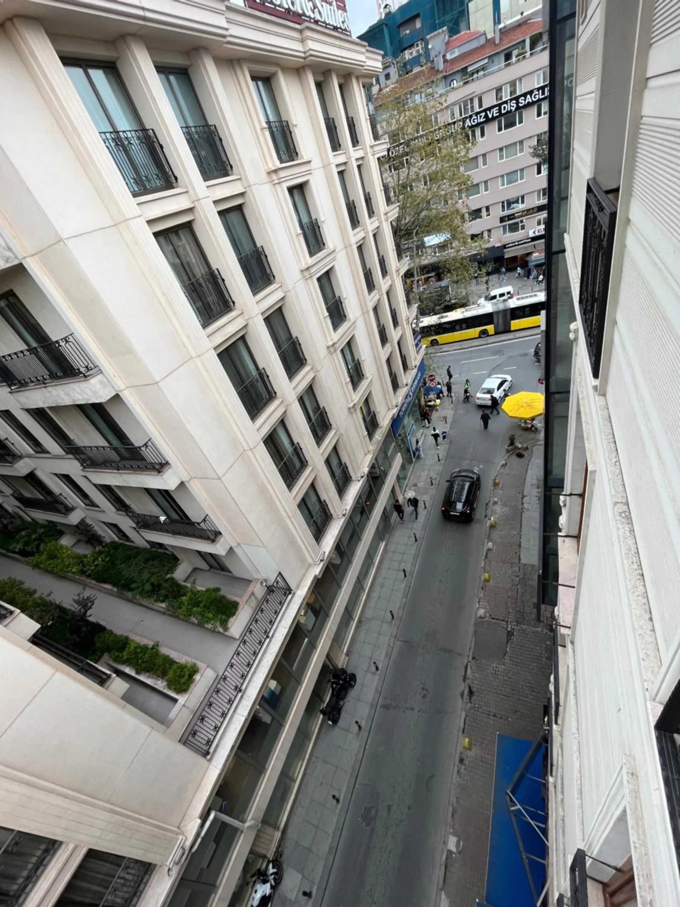 Day in Dolce Vita Suite Hotel