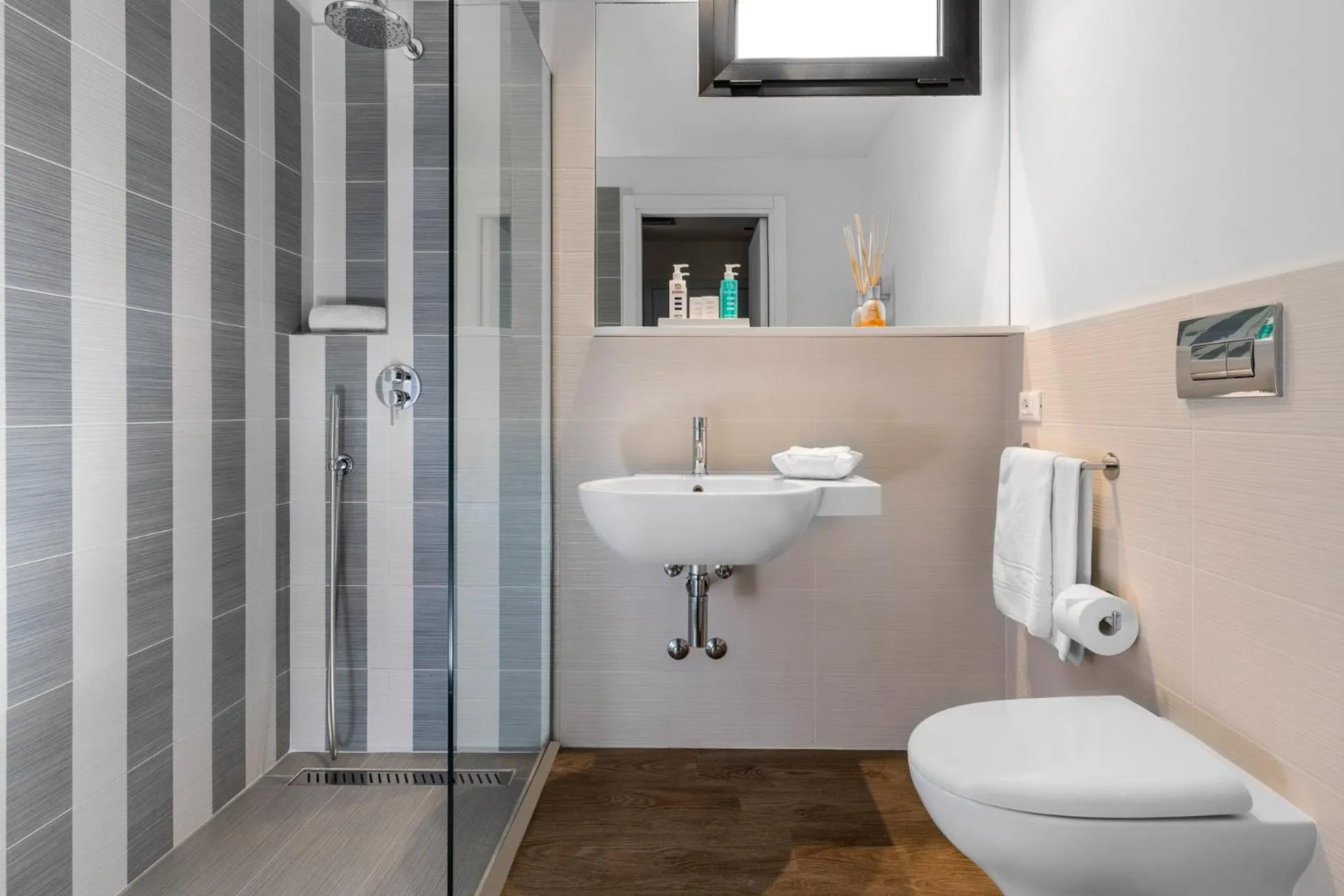 Bathroom in Hotel Panorama