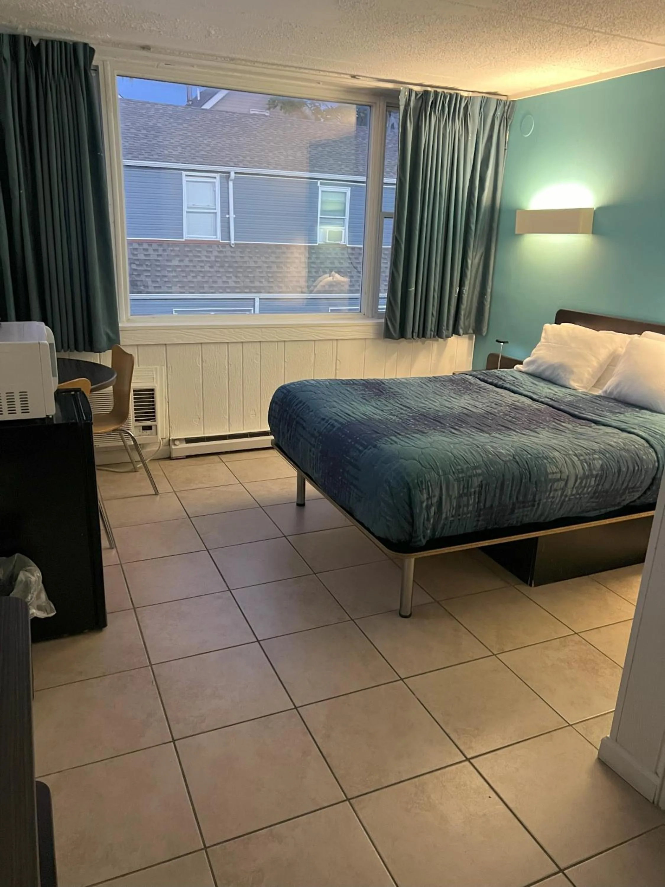 Bed in AIRE Hotel North Beach Jersey Shore