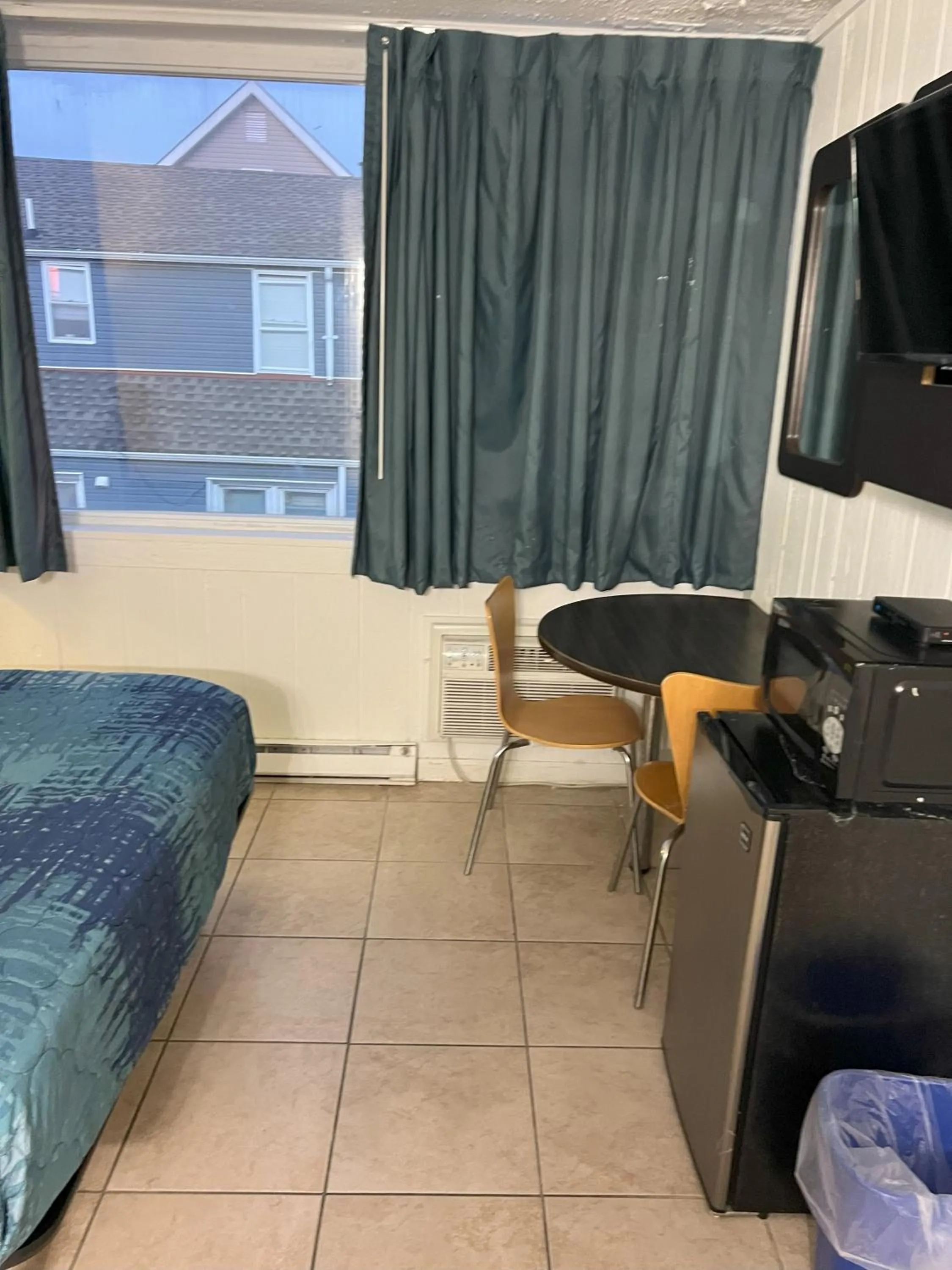 Bed in AIRE Hotel North Beach Jersey Shore