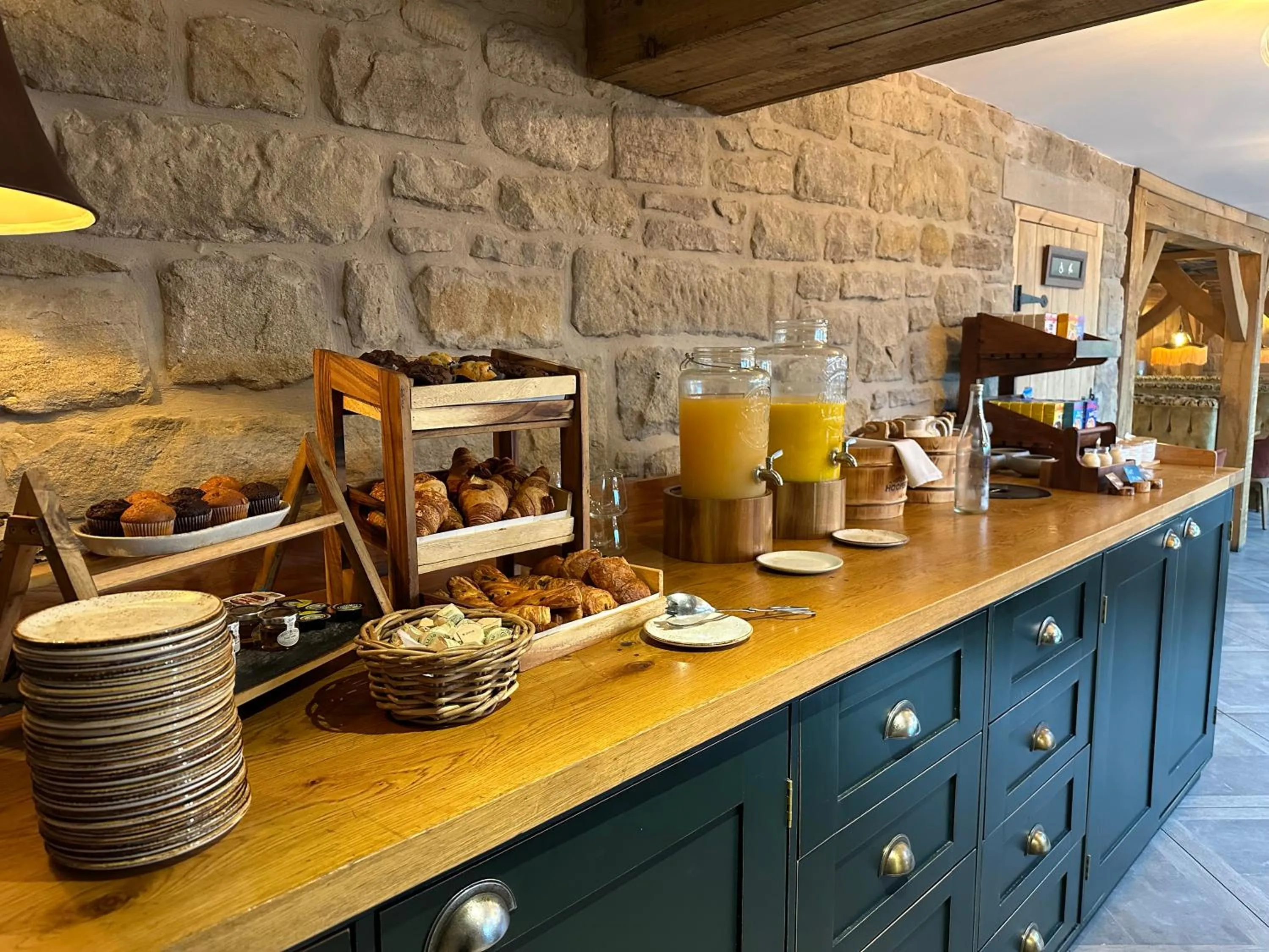 Breakfast in Peak Edge Hotel