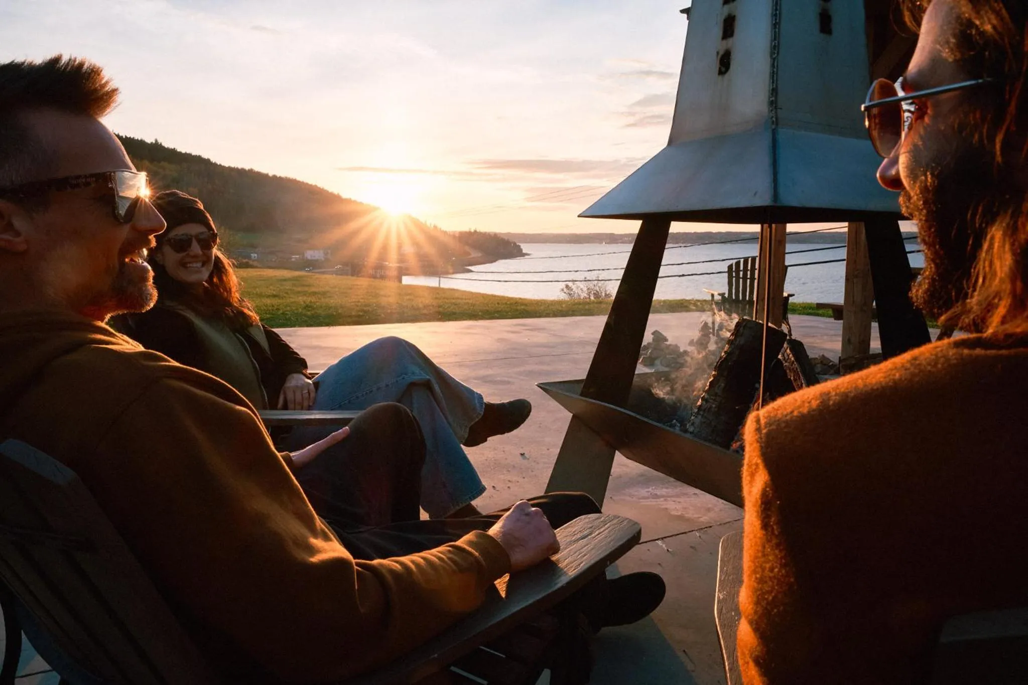 Sunset in BATTURES Hotel Fjord Saguenay