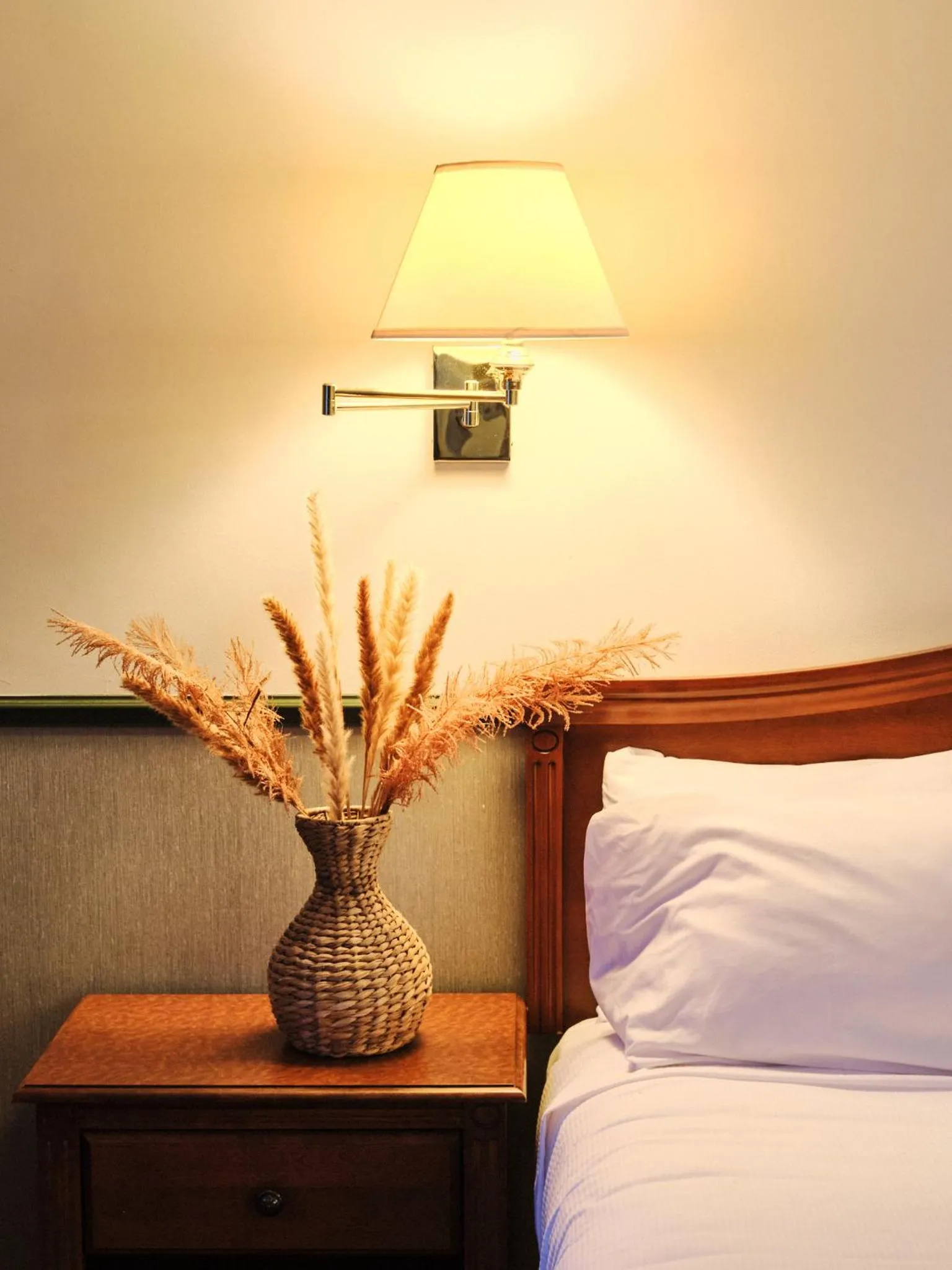 furniture, Bed in BATTURES Hotel Fjord Saguenay