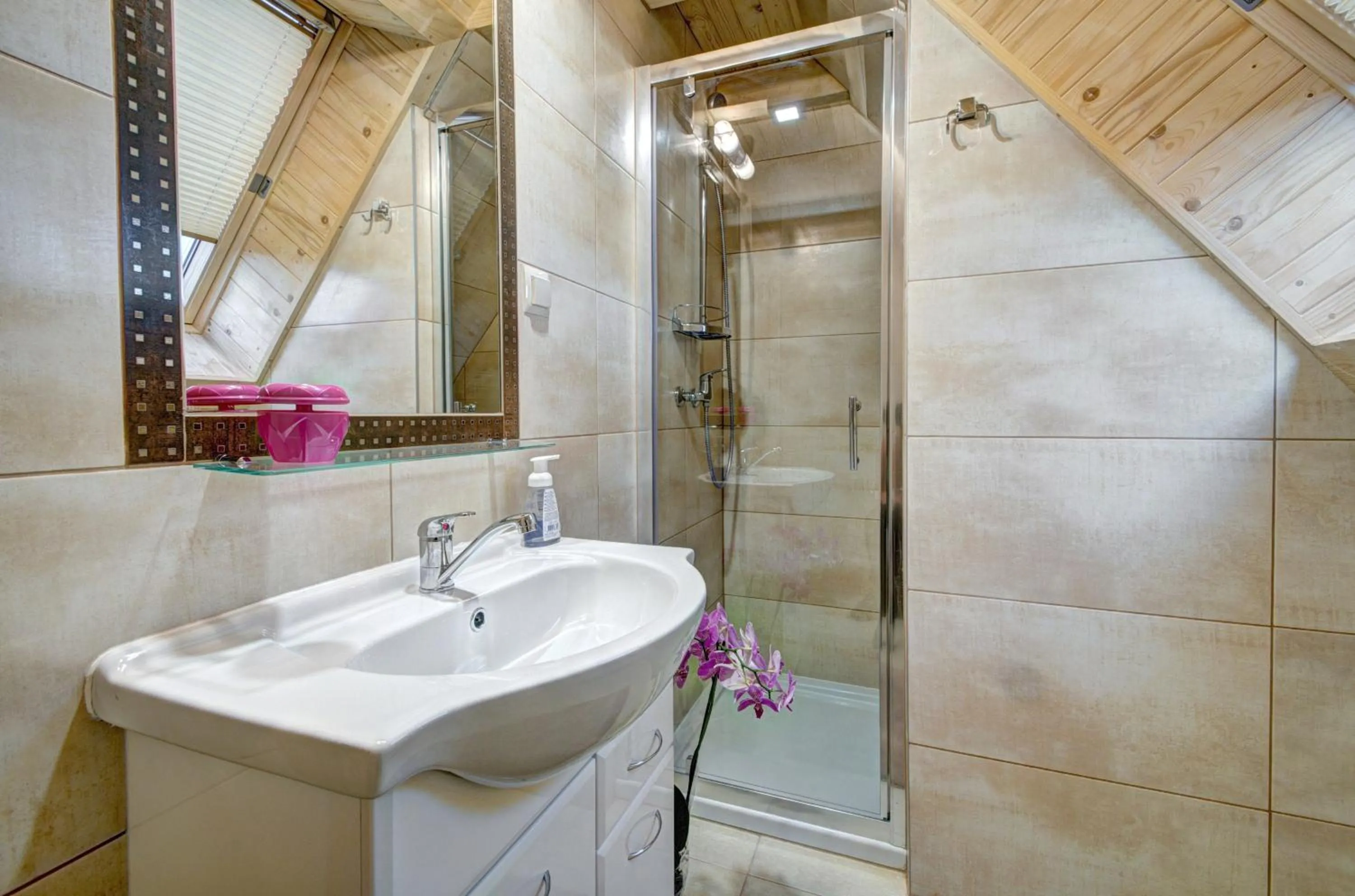 Bathroom in Karczogród
