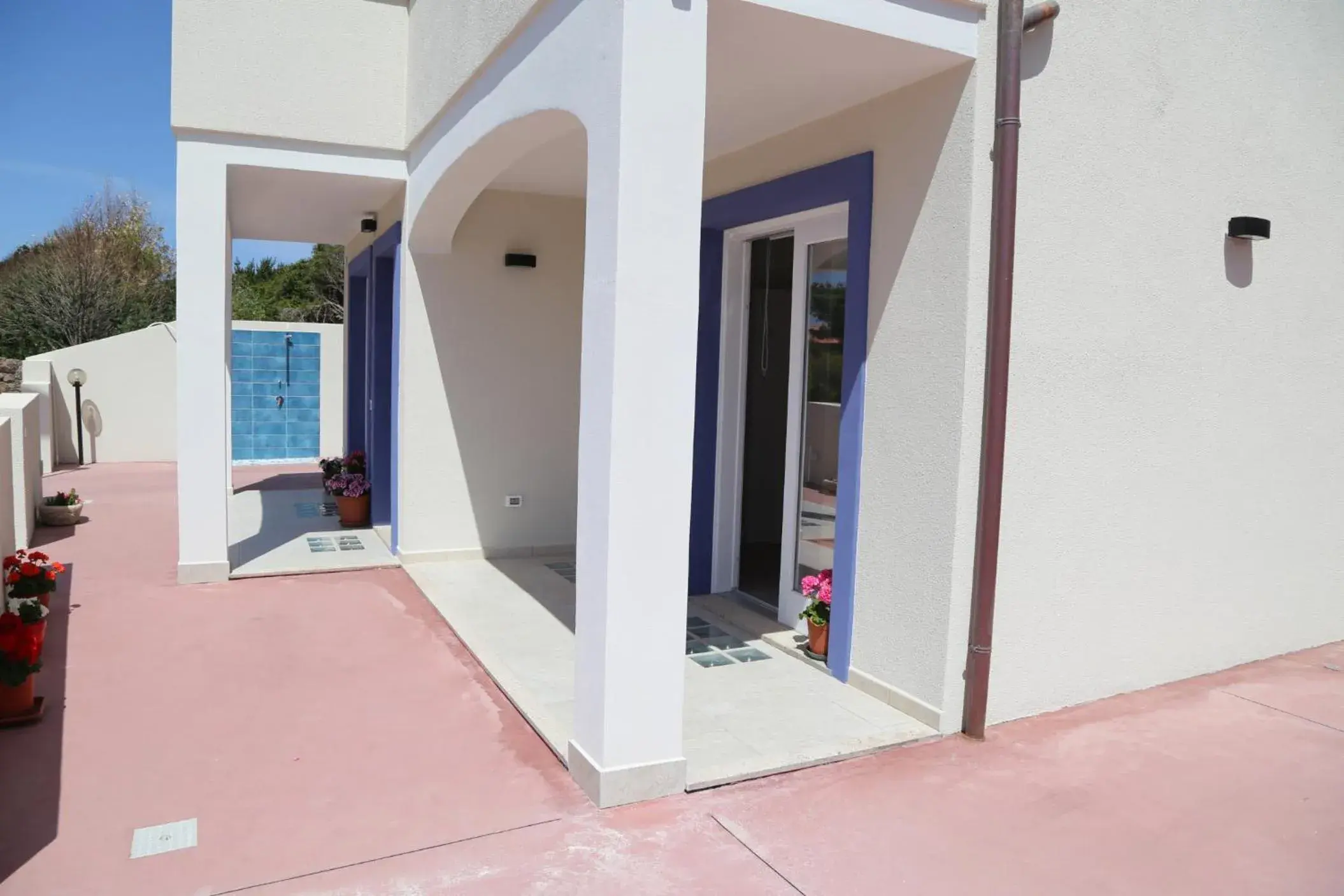 Deluxe Double Room (2 Adults + 1 Child) in B&B COSTA Deluxe Double Room (2 Adults + 1 Child) in B&B COSTA