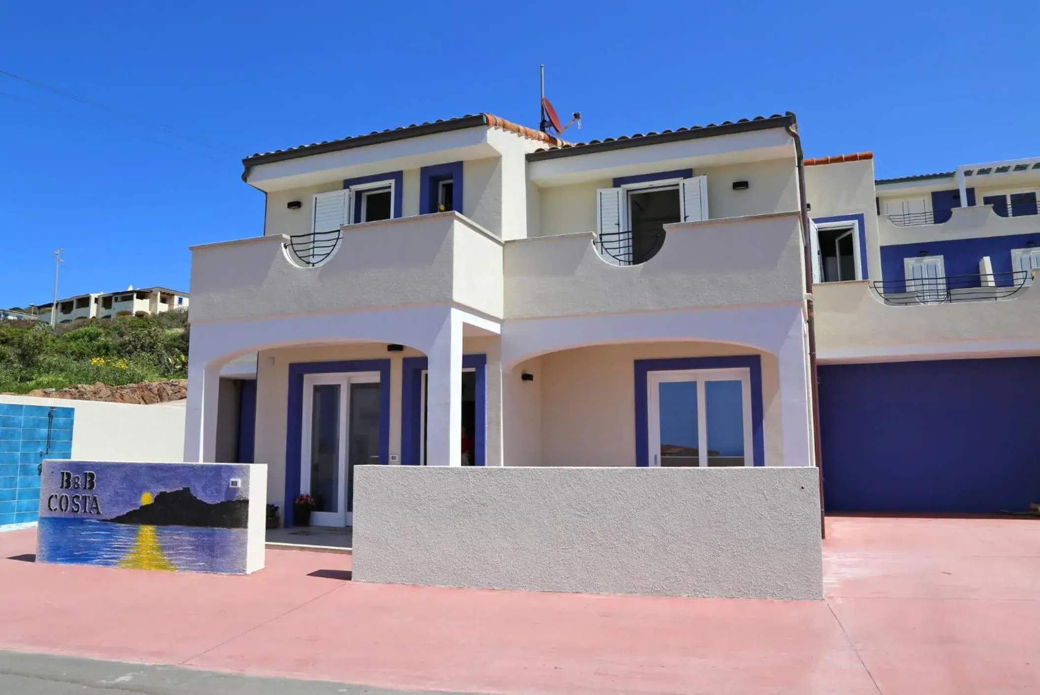 B&B COSTA B&B COSTA