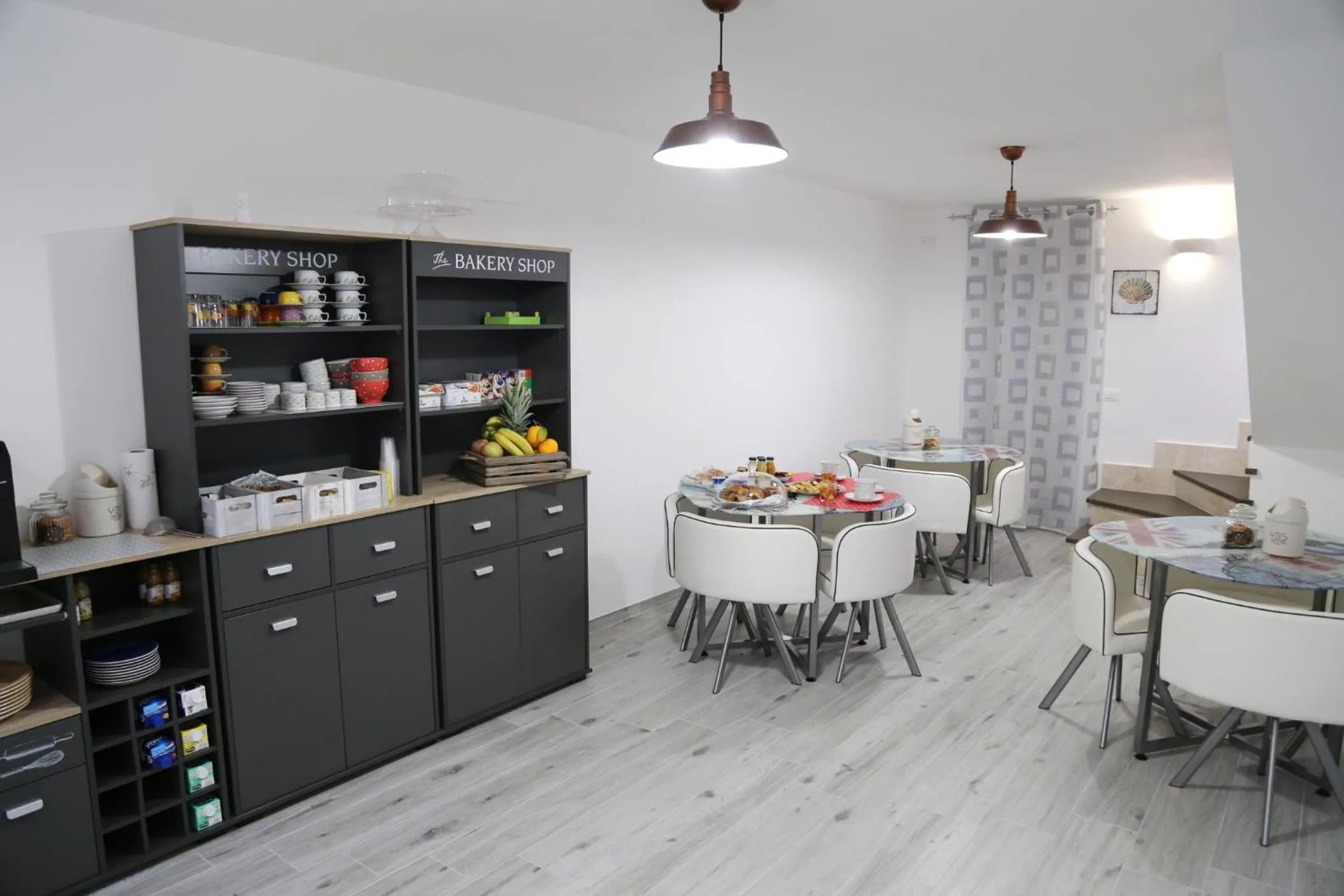 Food and drinks in B&B COSTA