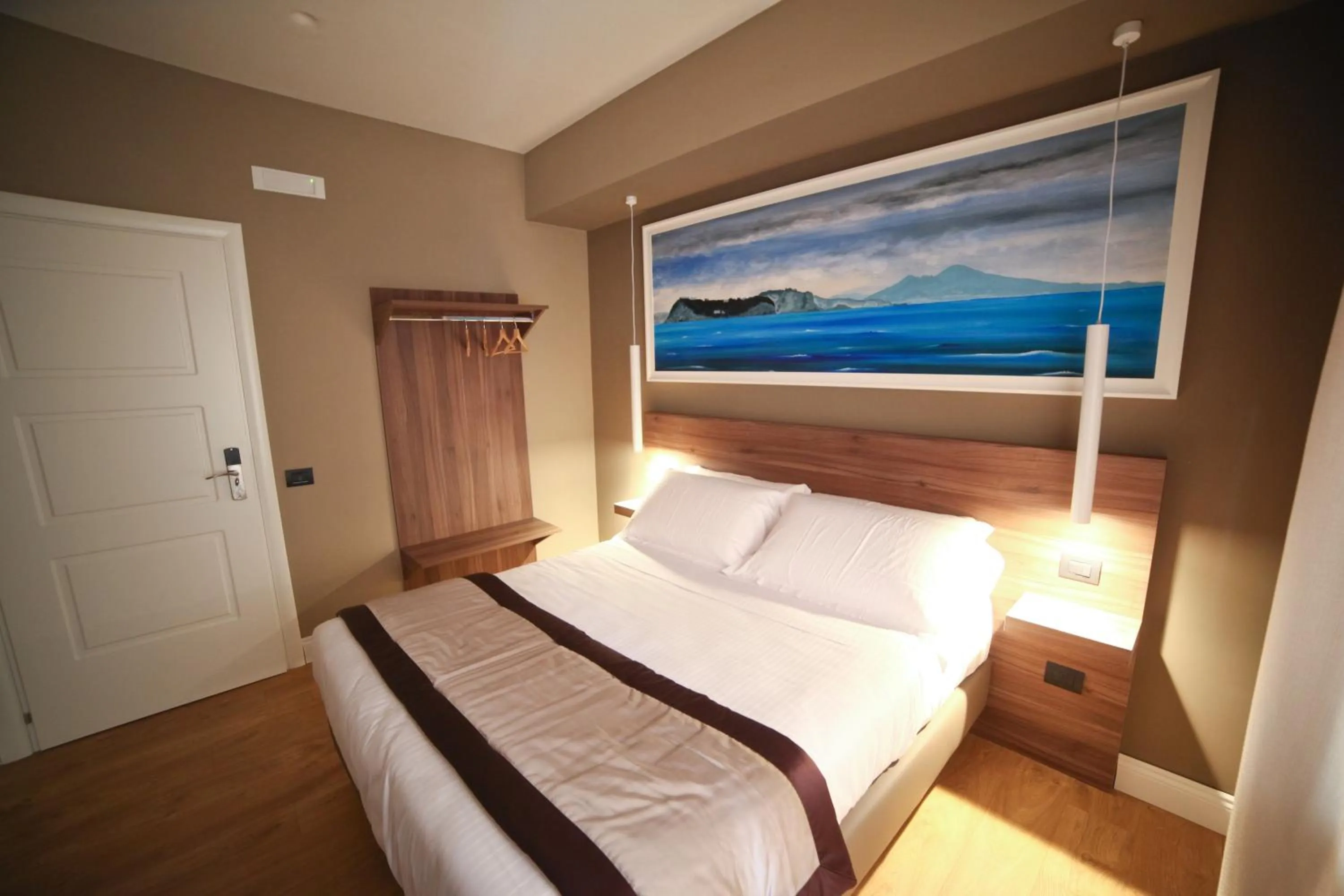 Bed in 7th Floor Suite