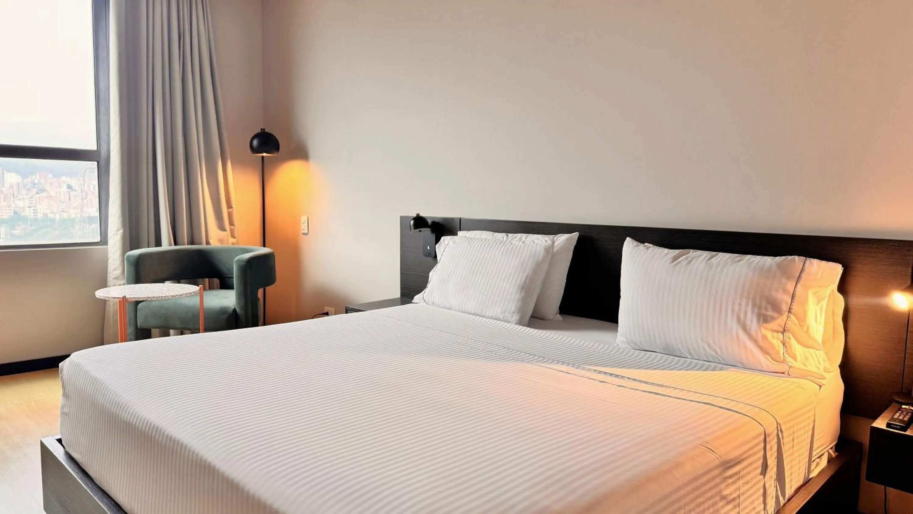 Bed in Tequendama Hotel Medellín - Estadio