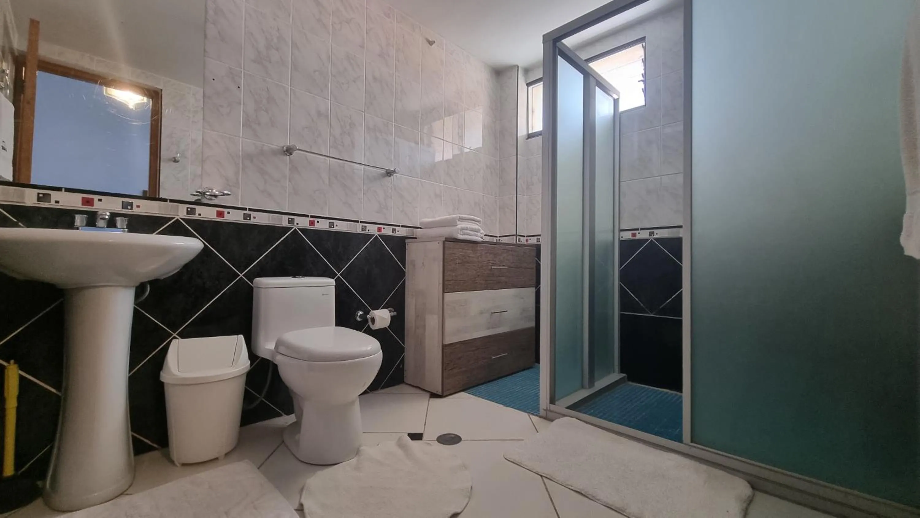 Bathroom in Ccapac Inka Ollanta Casa Museo