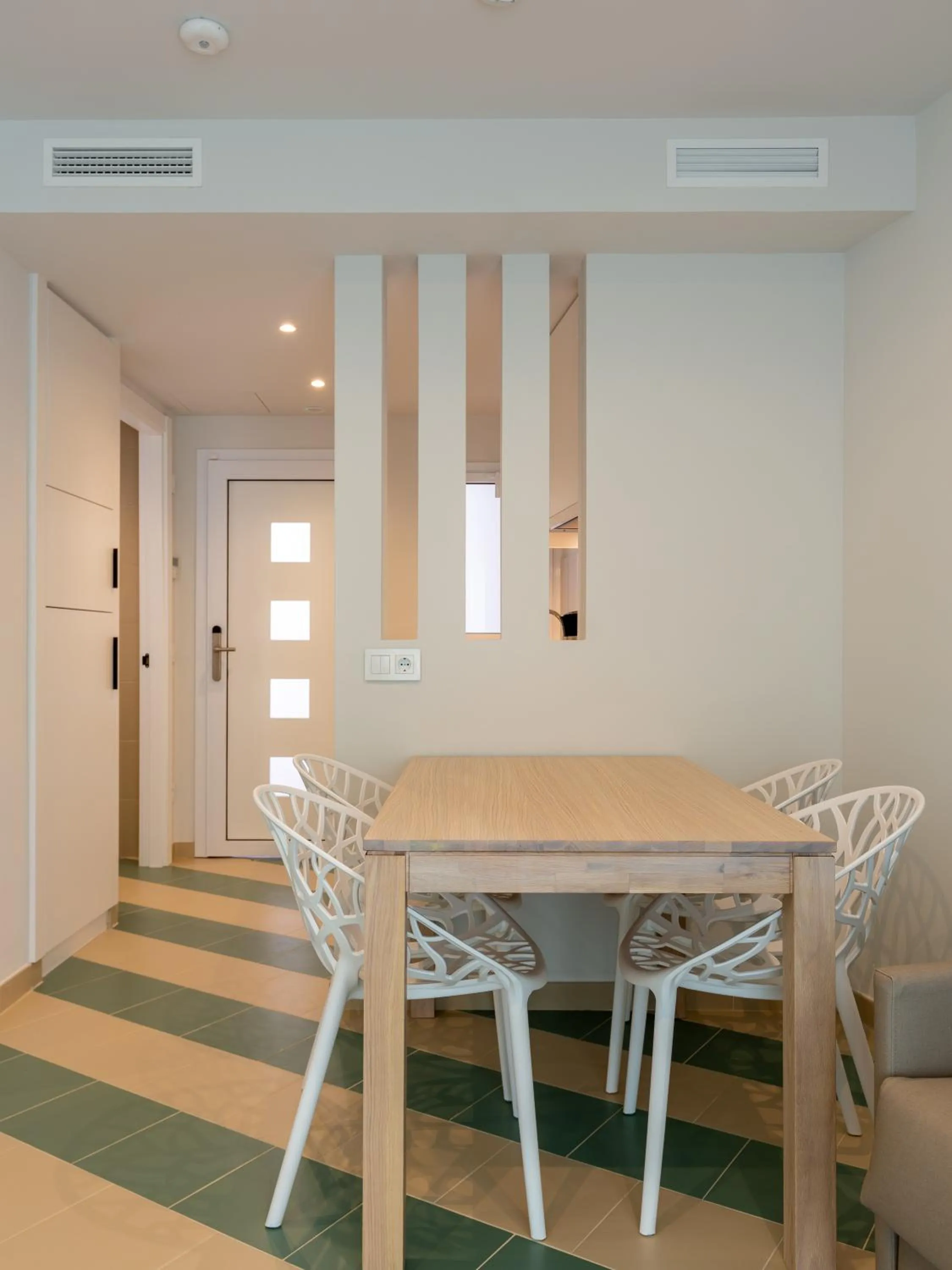 Dining area in Apartamentos Sunway Atlanta