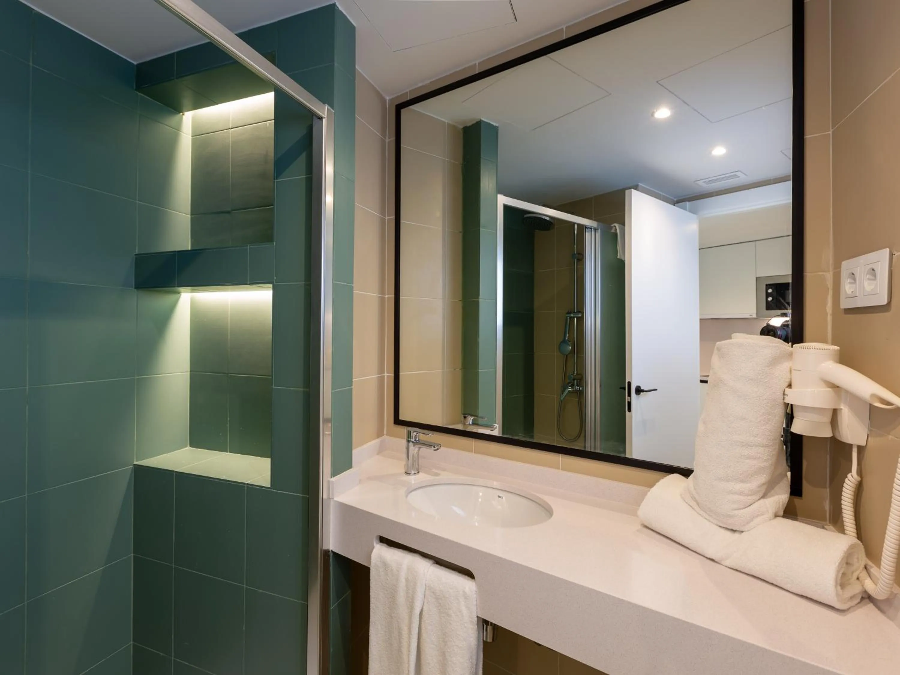 Bathroom in Apartamentos Sunway Atlanta