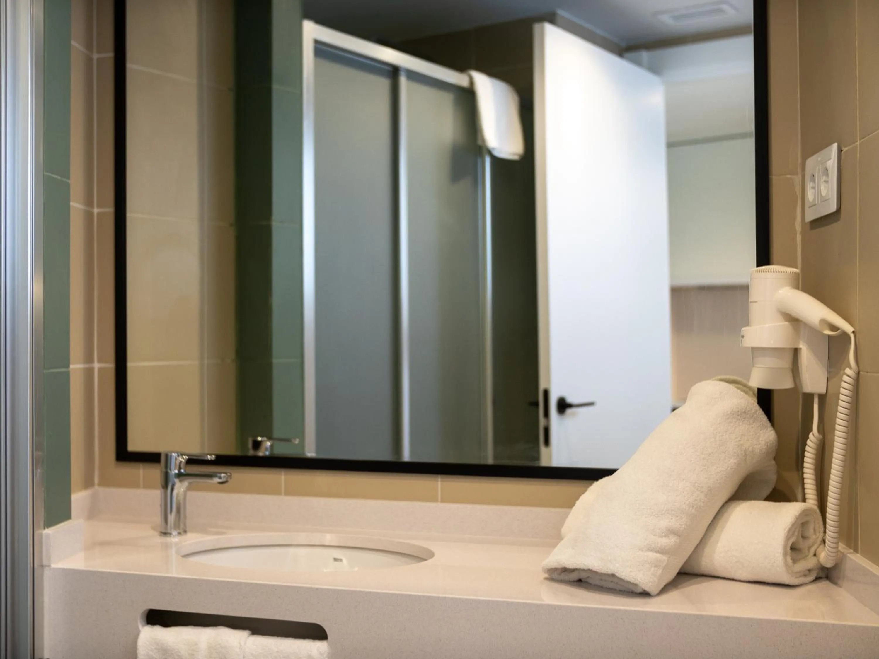 Bathroom in Apartamentos Sunway Atlanta