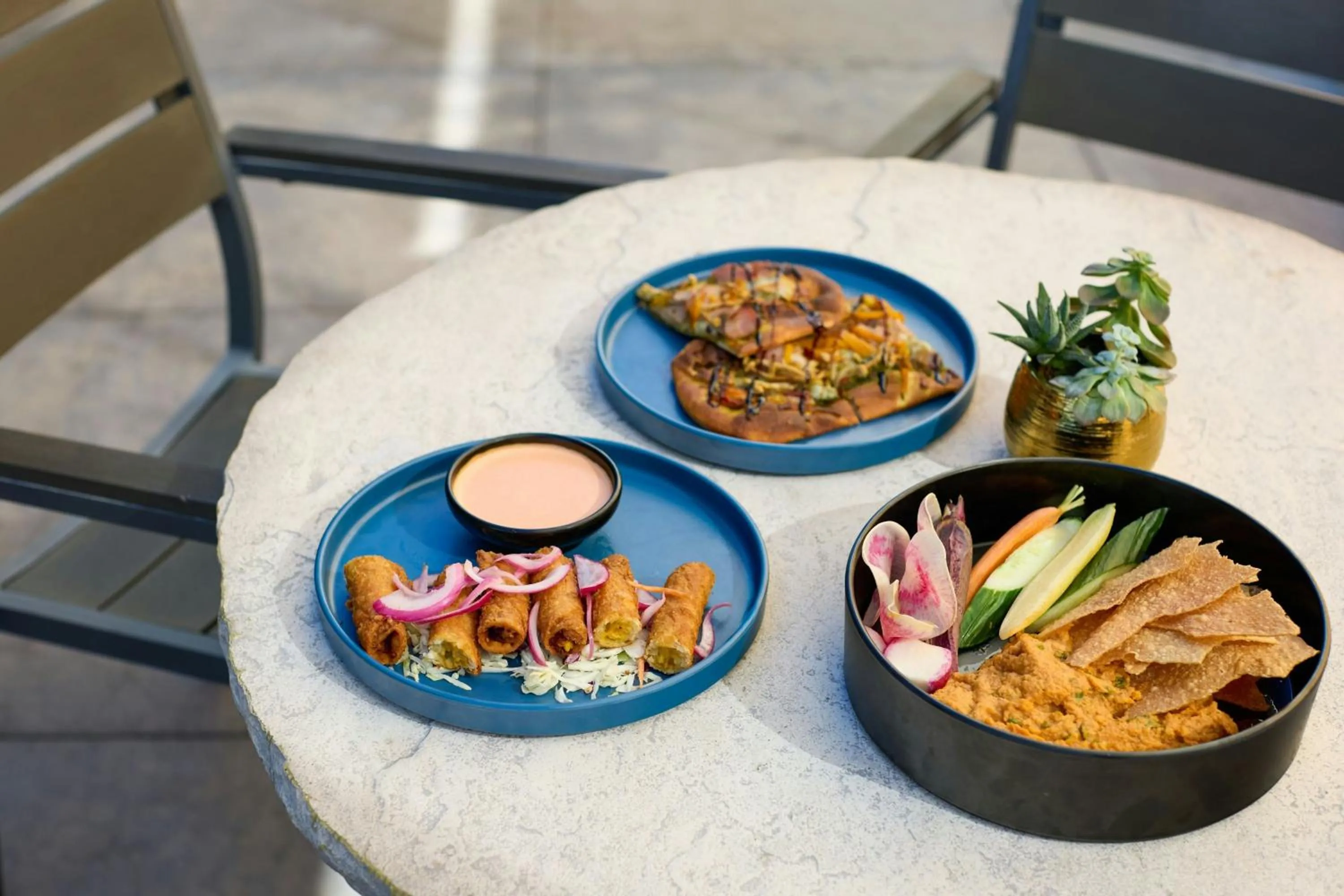 Swimming pool in Sheraton Phoenix Downtown