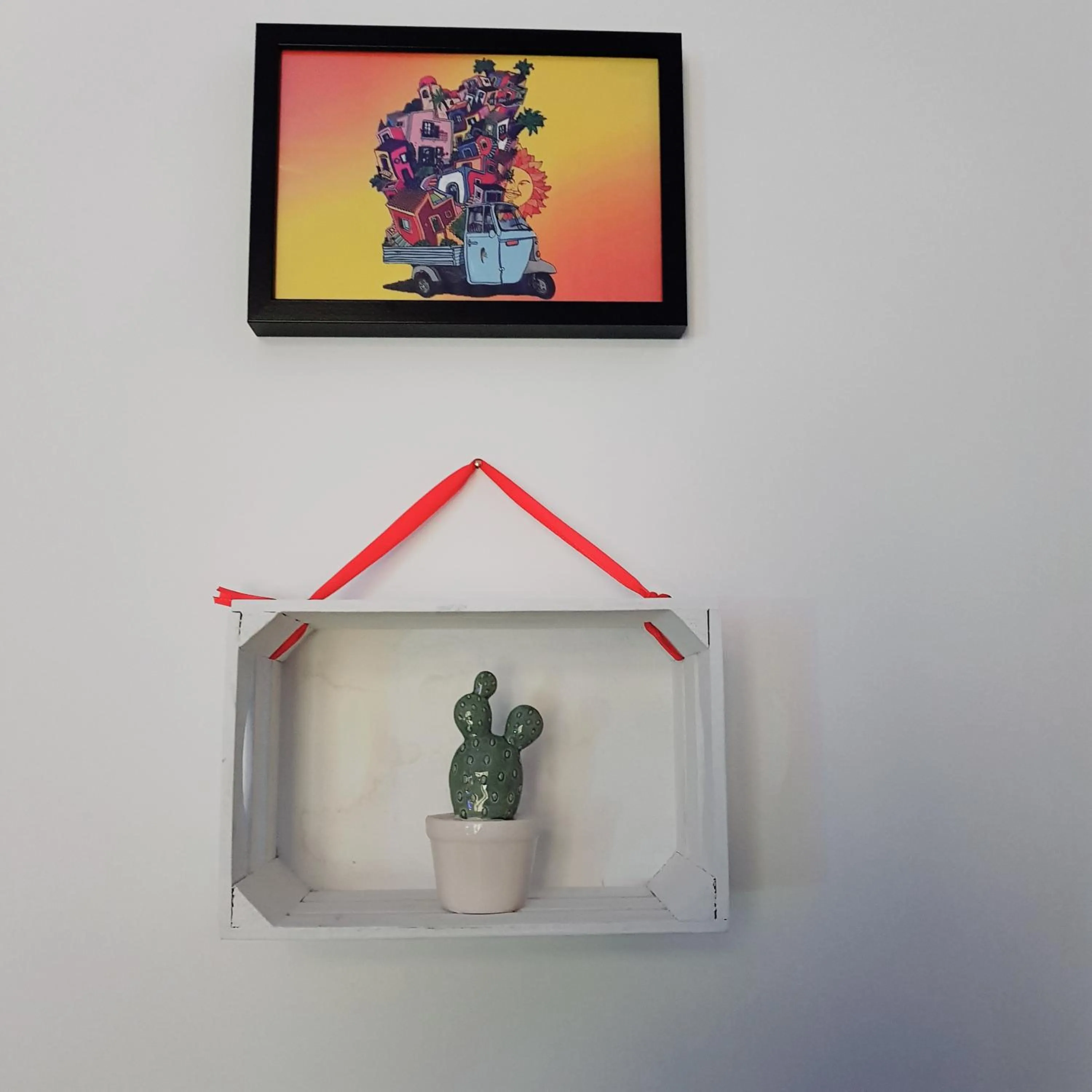 Decorative detail in Aziz b&b