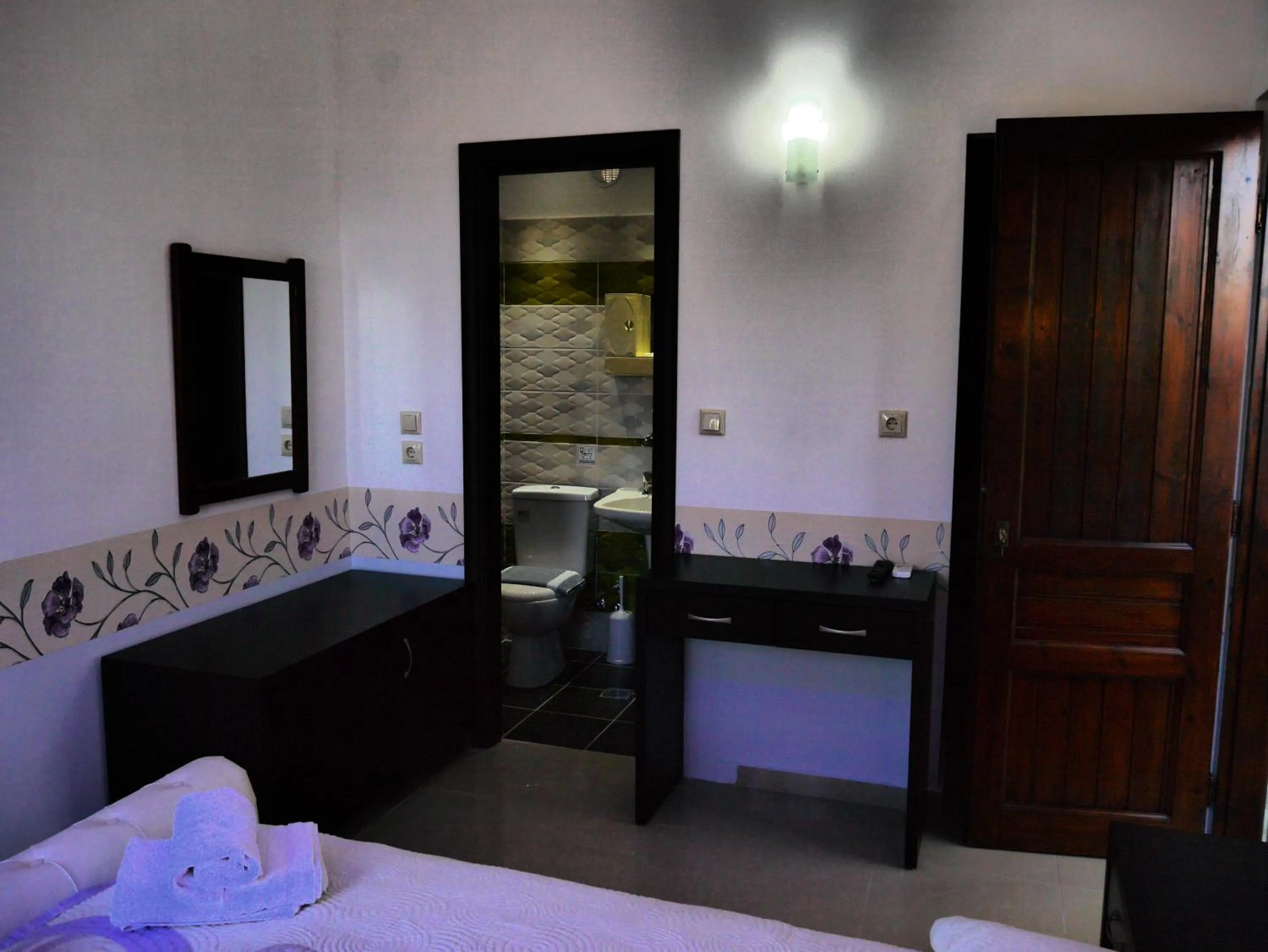 Bathroom, Bed in Blue Bay Beach Hotel