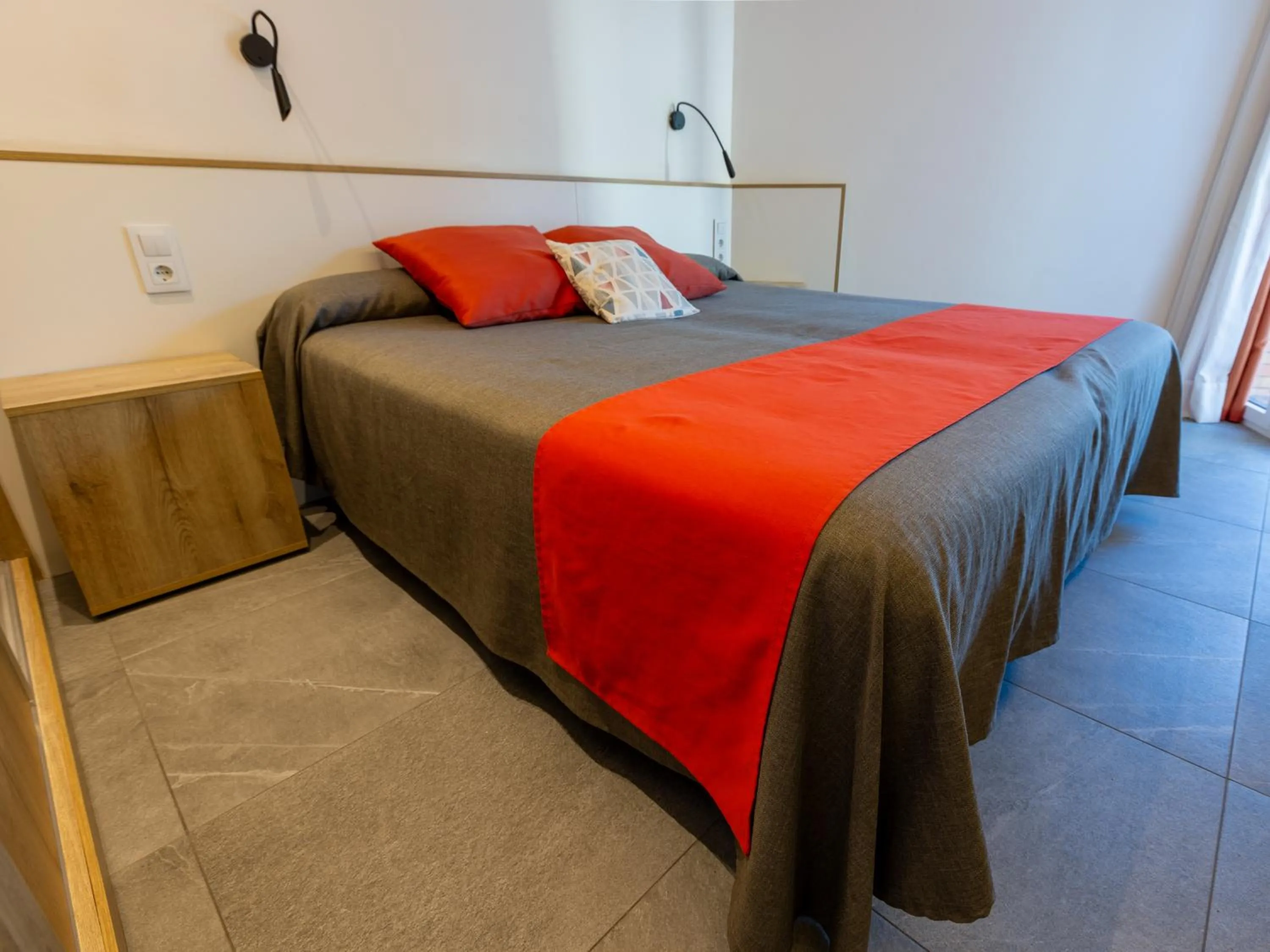 Bed in Apartamentos Sunway Apollo