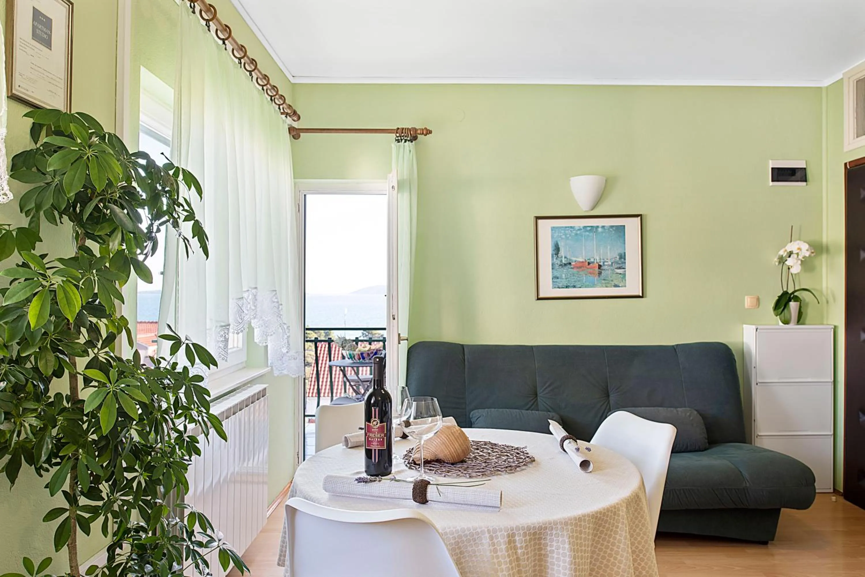 Jimy Apartments
