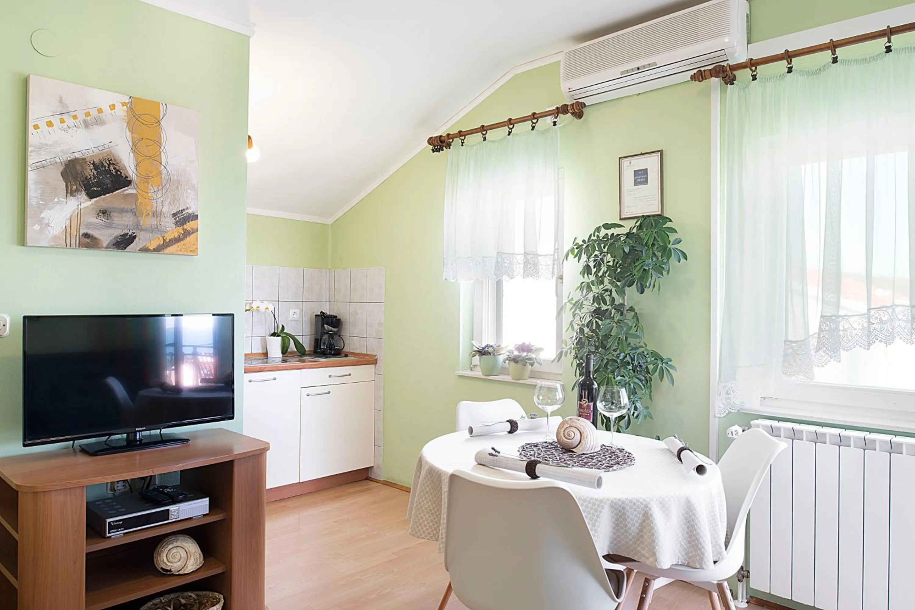 Apartment with Balcony in Jimy Apartments