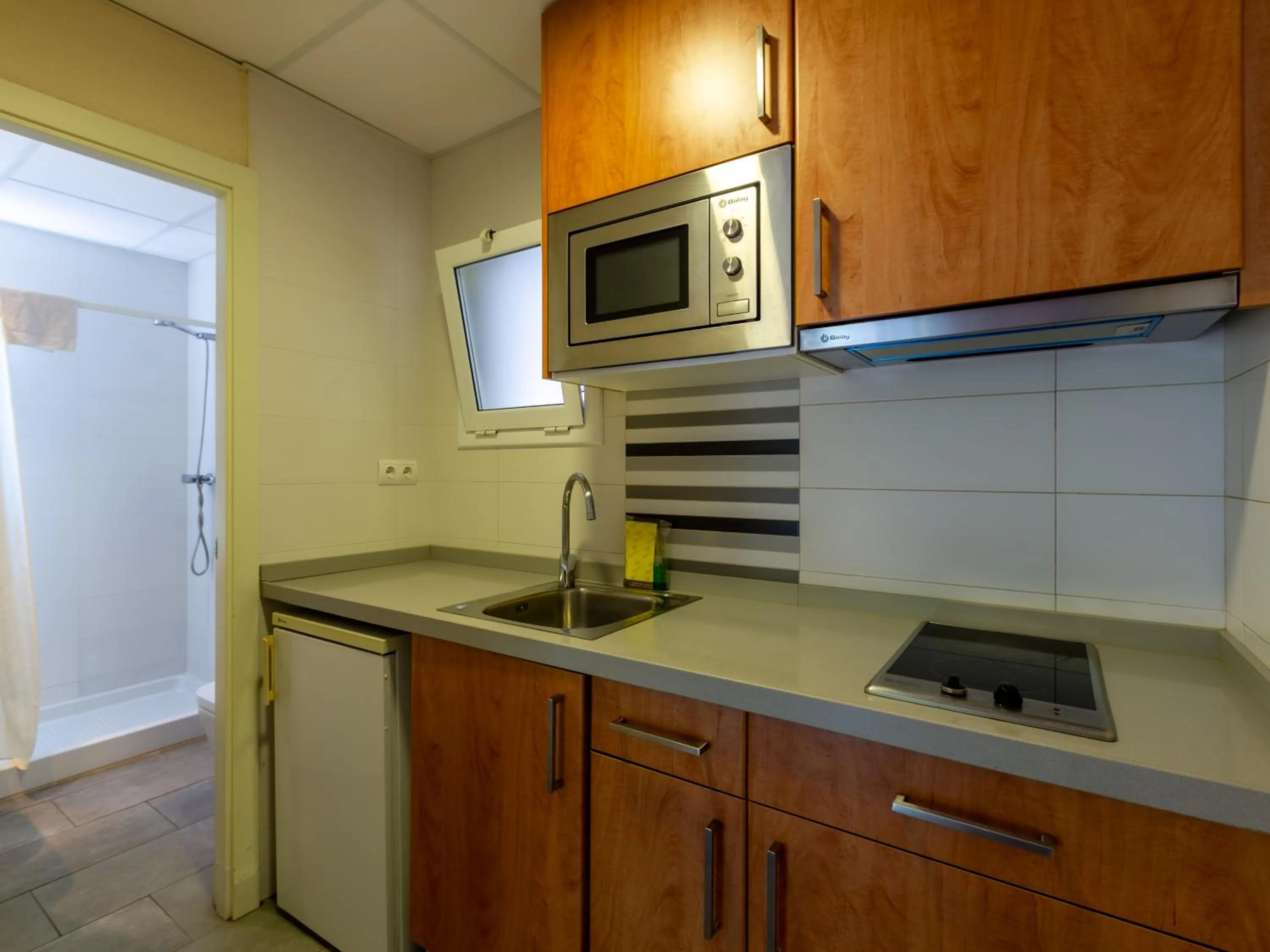 kitchen in Apartamentos Sunway San Jorge