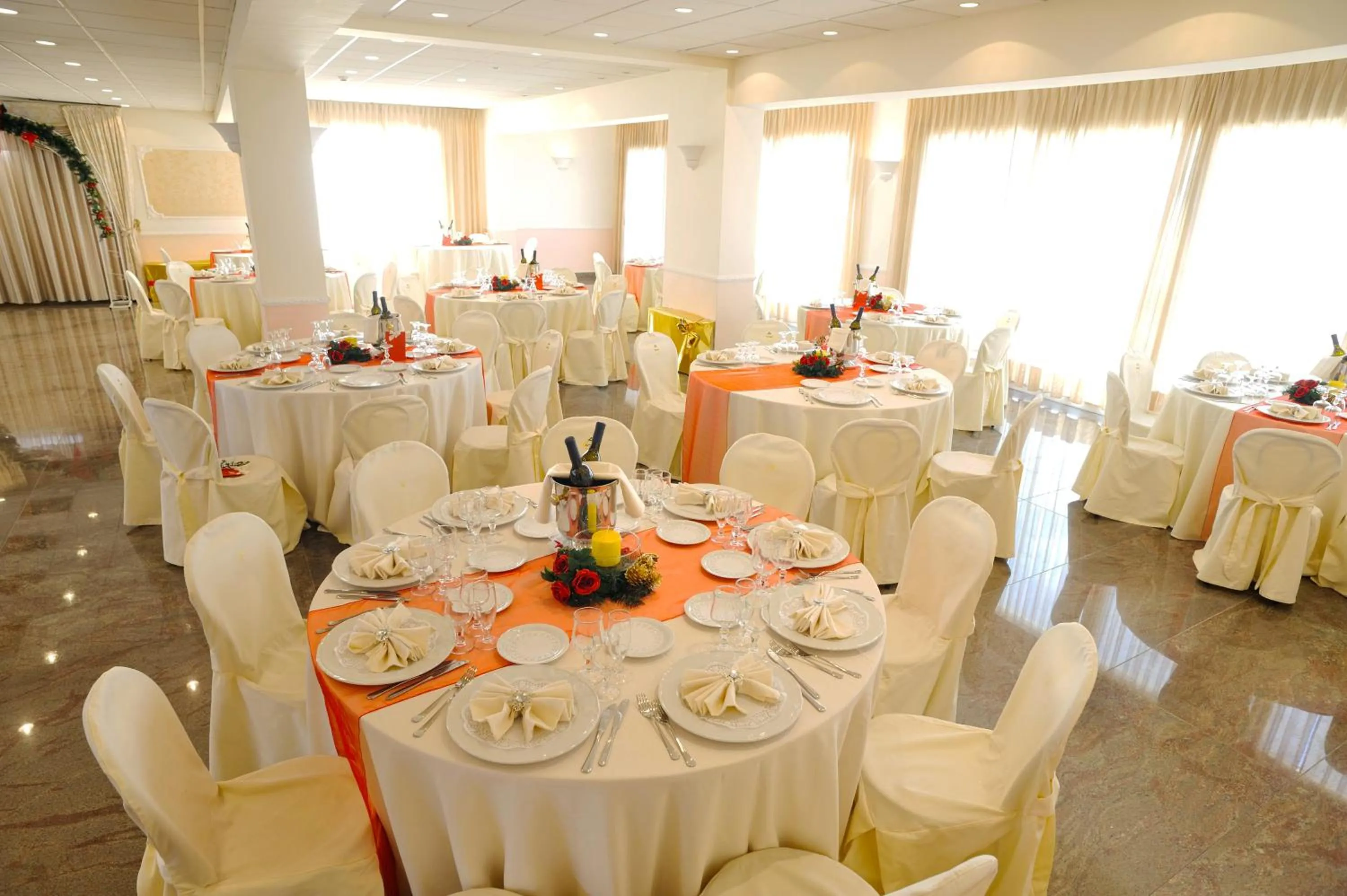 Restaurant/places to eat in Hotel Le Dune