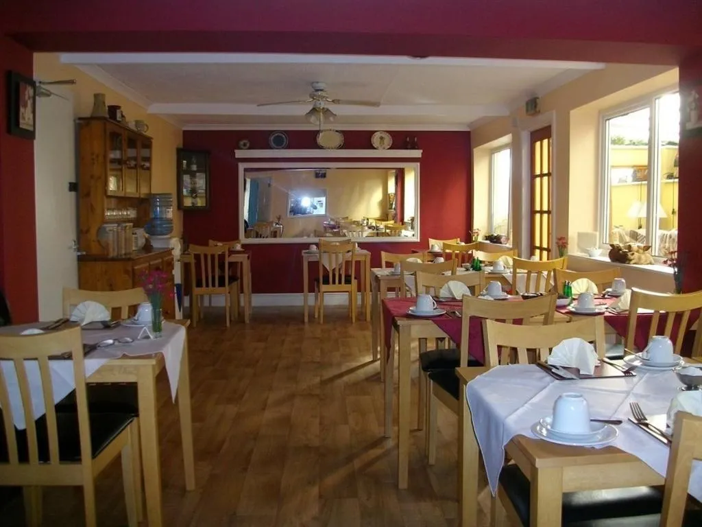 Dining area in Arkale Lodge