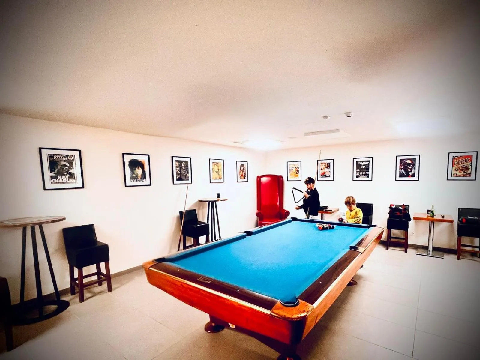 Billiard in Euphoria Club Hotel