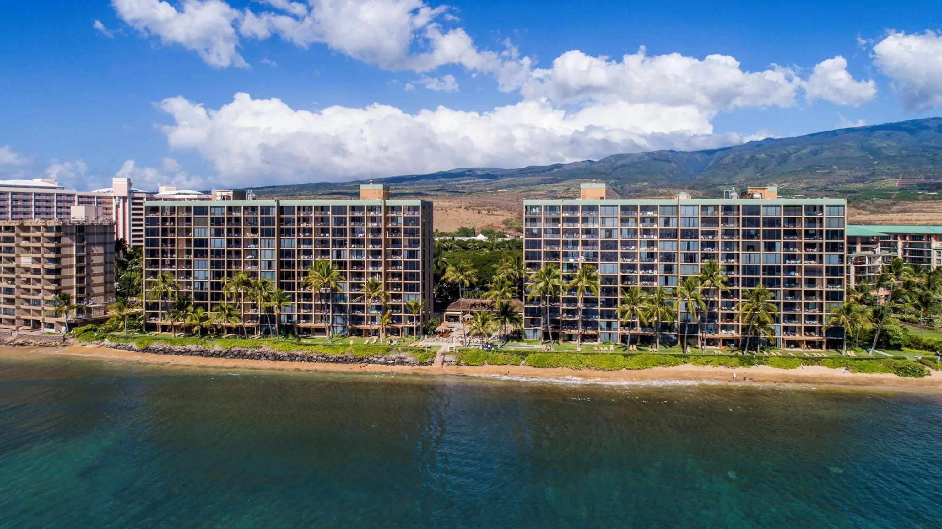 Property building in Aston Mahana at Kaanapali