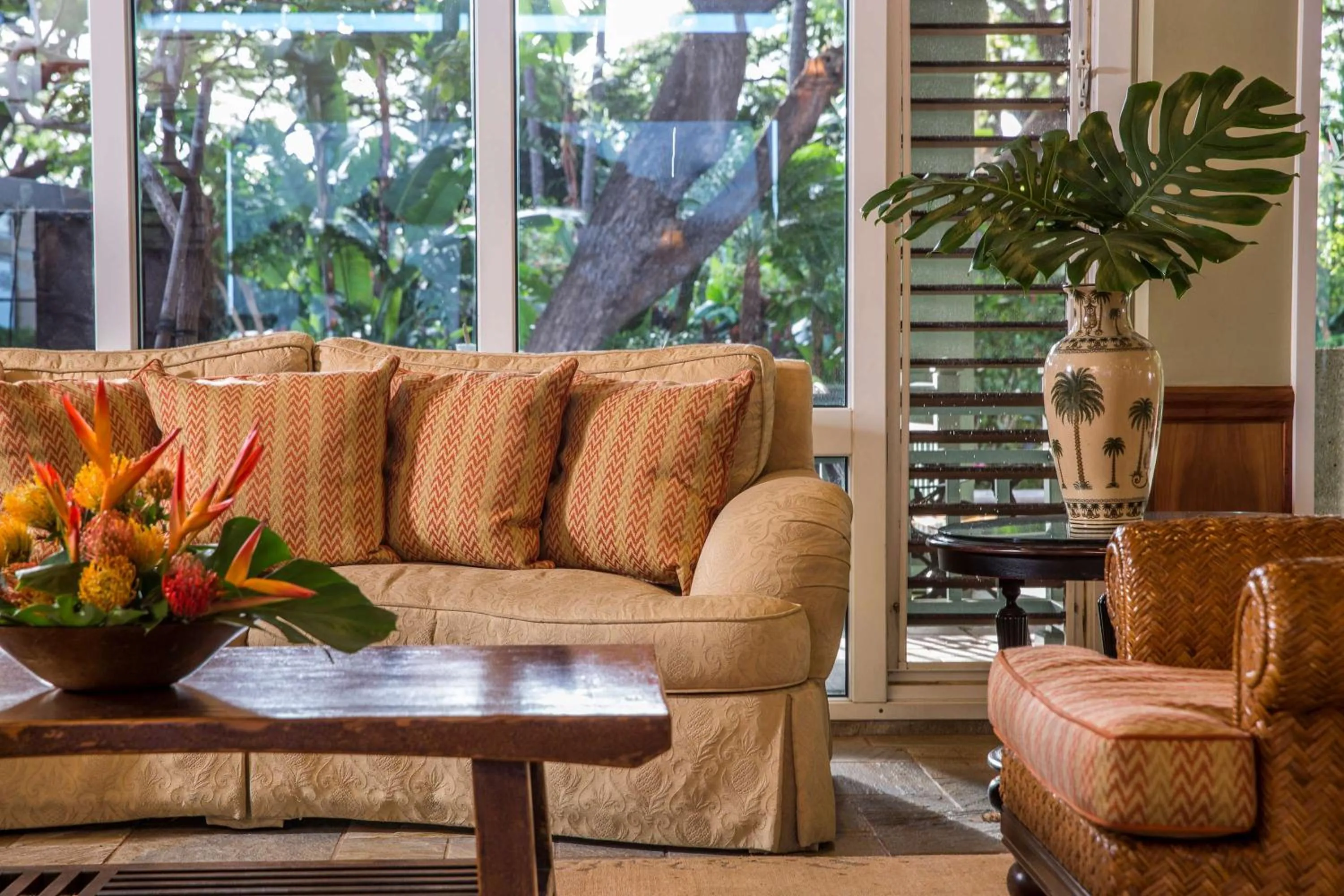 Communal lounge/ TV room in Aston Mahana at Kaanapali