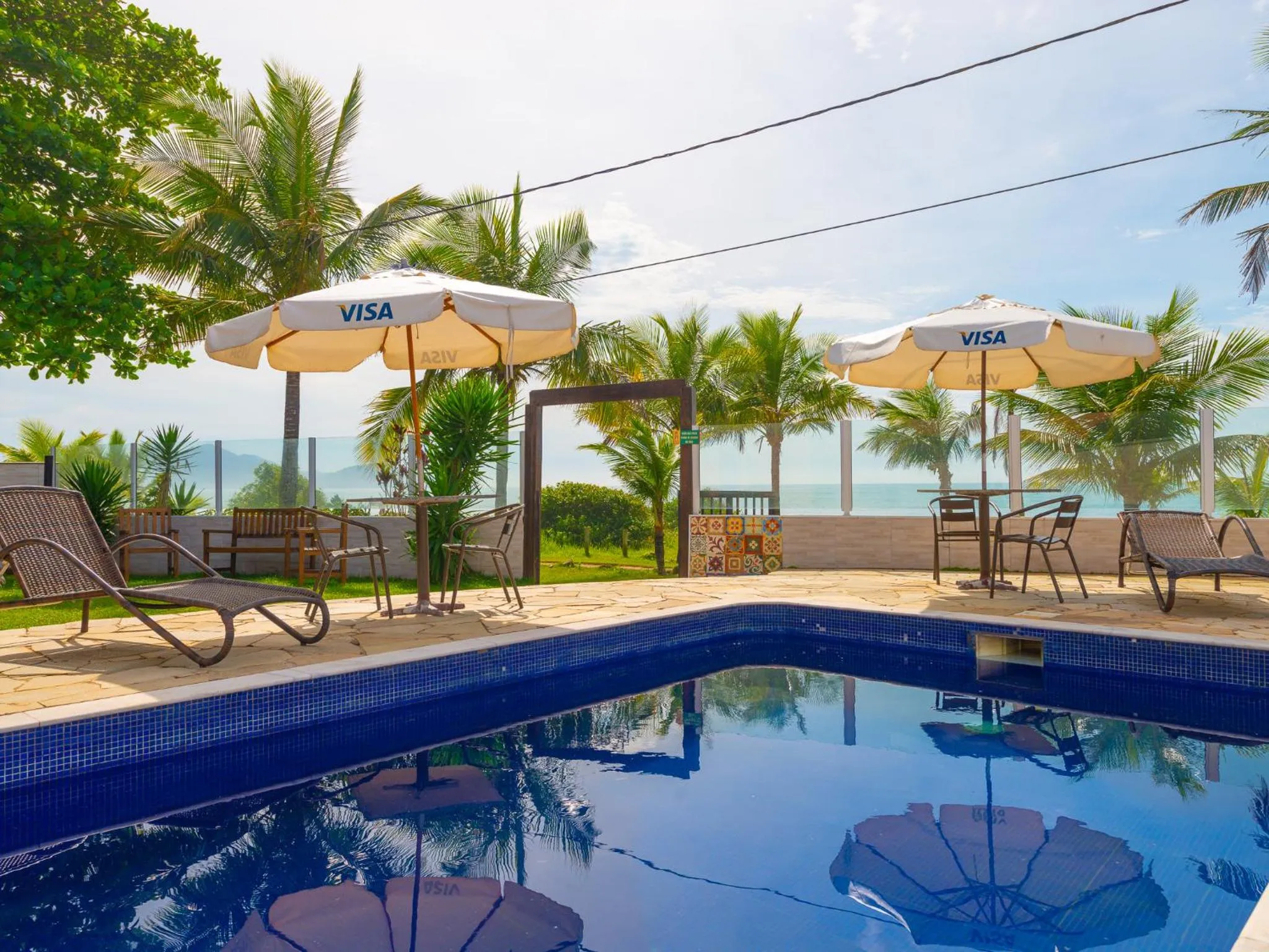 Swimming pool in Pousada Pé Na Areia