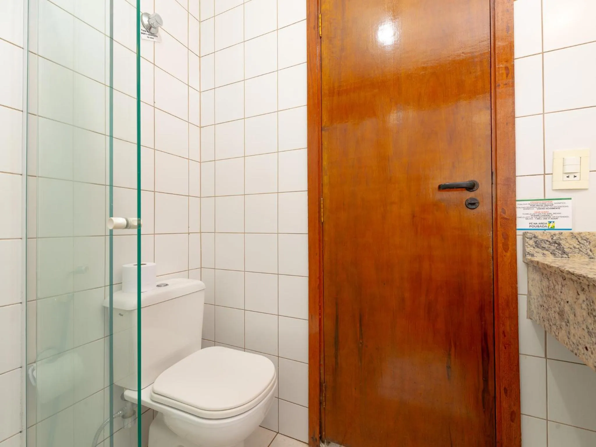 Bathroom in Pousada Pé Na Areia